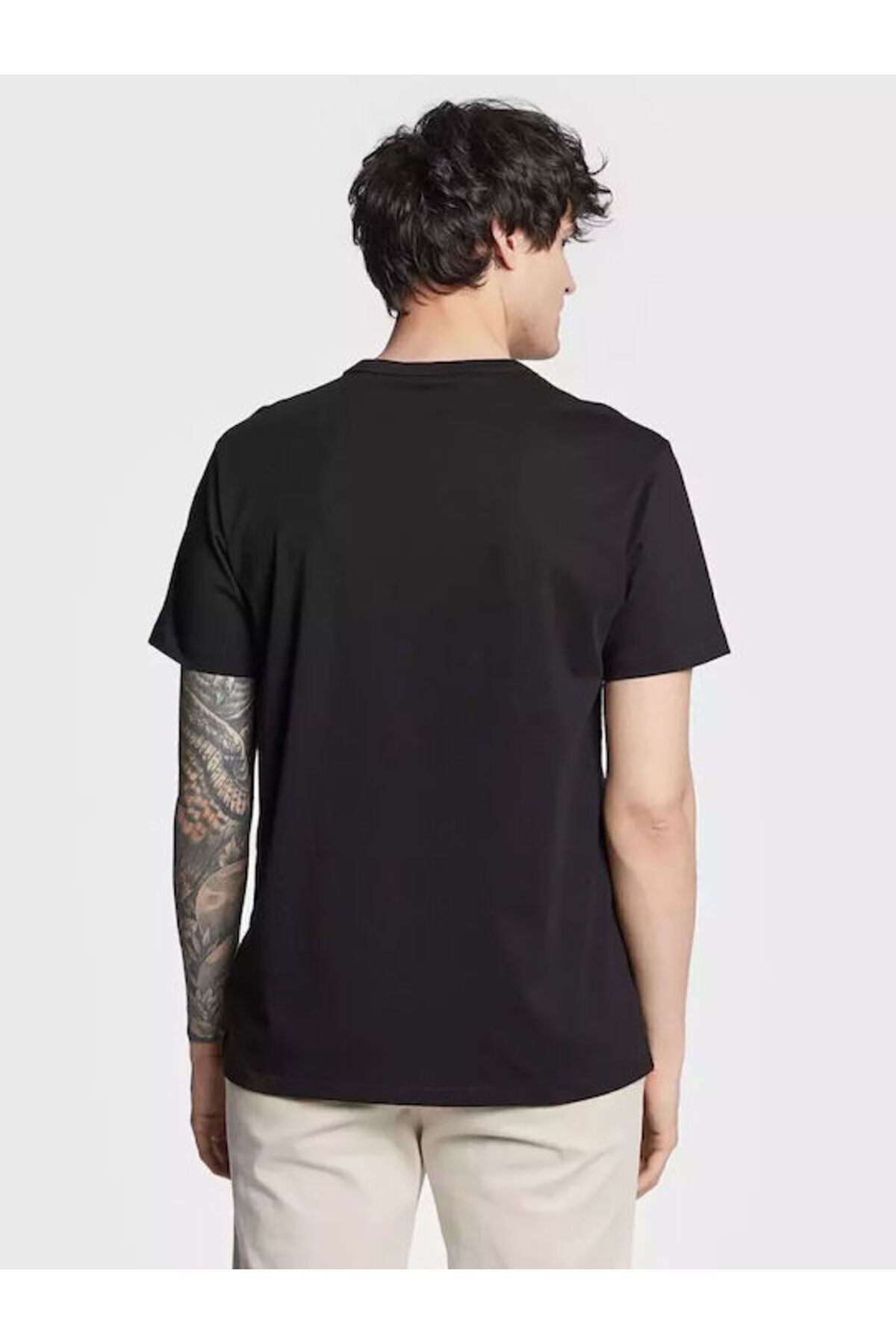 Guess-Pánske tričko Regular Fit Ss Cn 2
