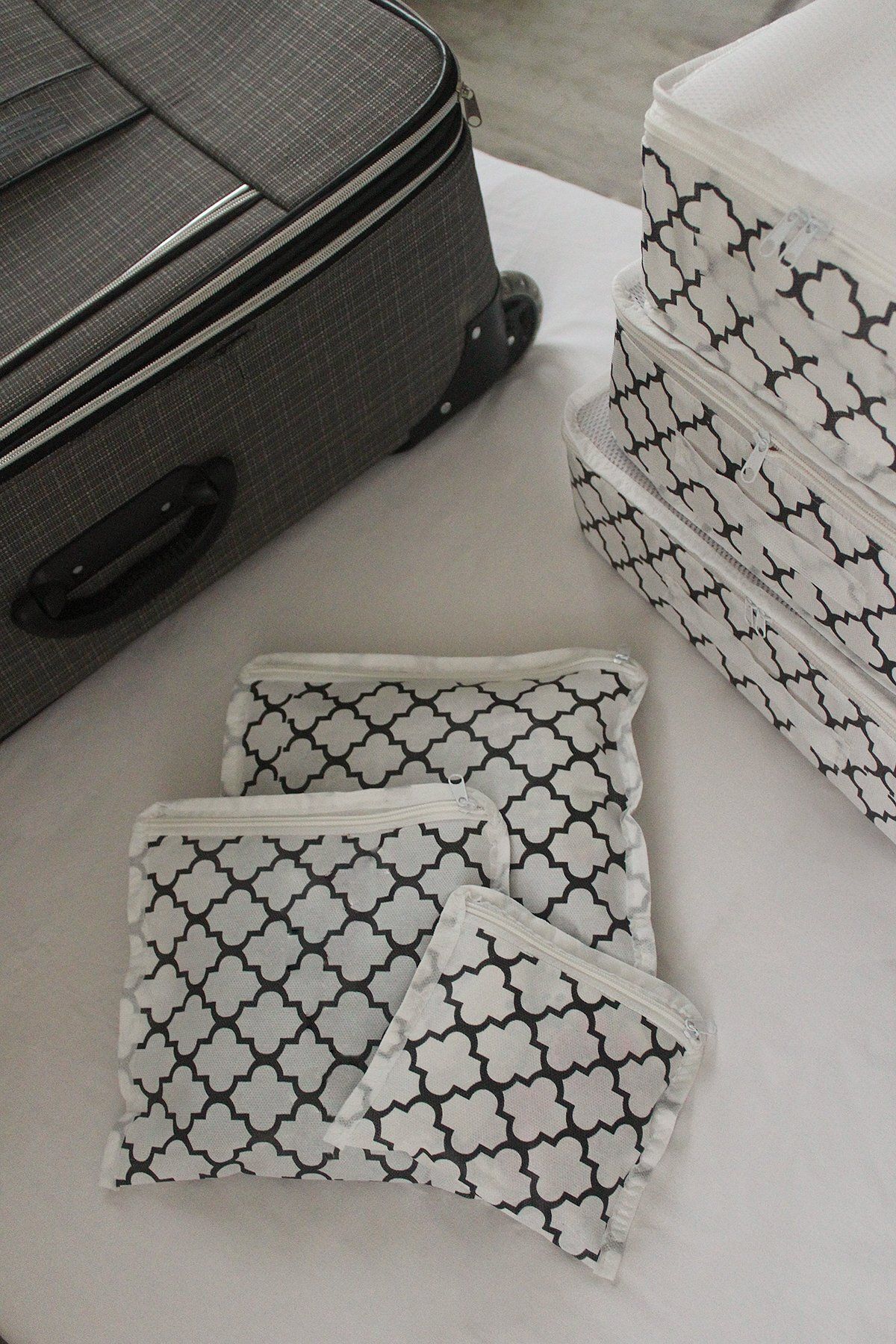 6-Piece Luggage Organizer Organizer Set for Suitcase Travel Hops with White Flowers