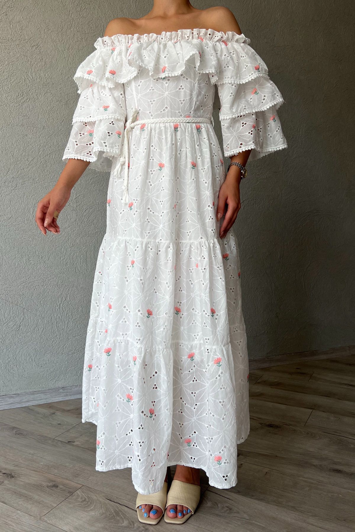 Seda Yalçın Atelier-Embroidery Dress - White and Pink Floral Pattern 5