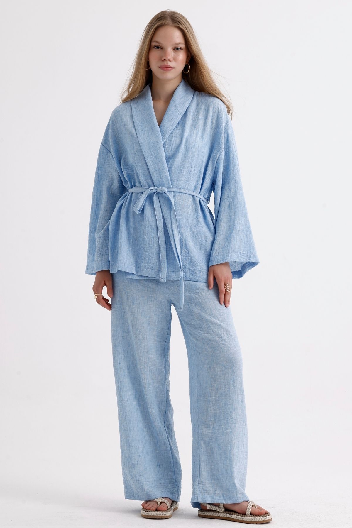 MD trend-Linen Suit - Spanish Sleeve, Belted Jacket and Lace-up Palazzo Trousers 1