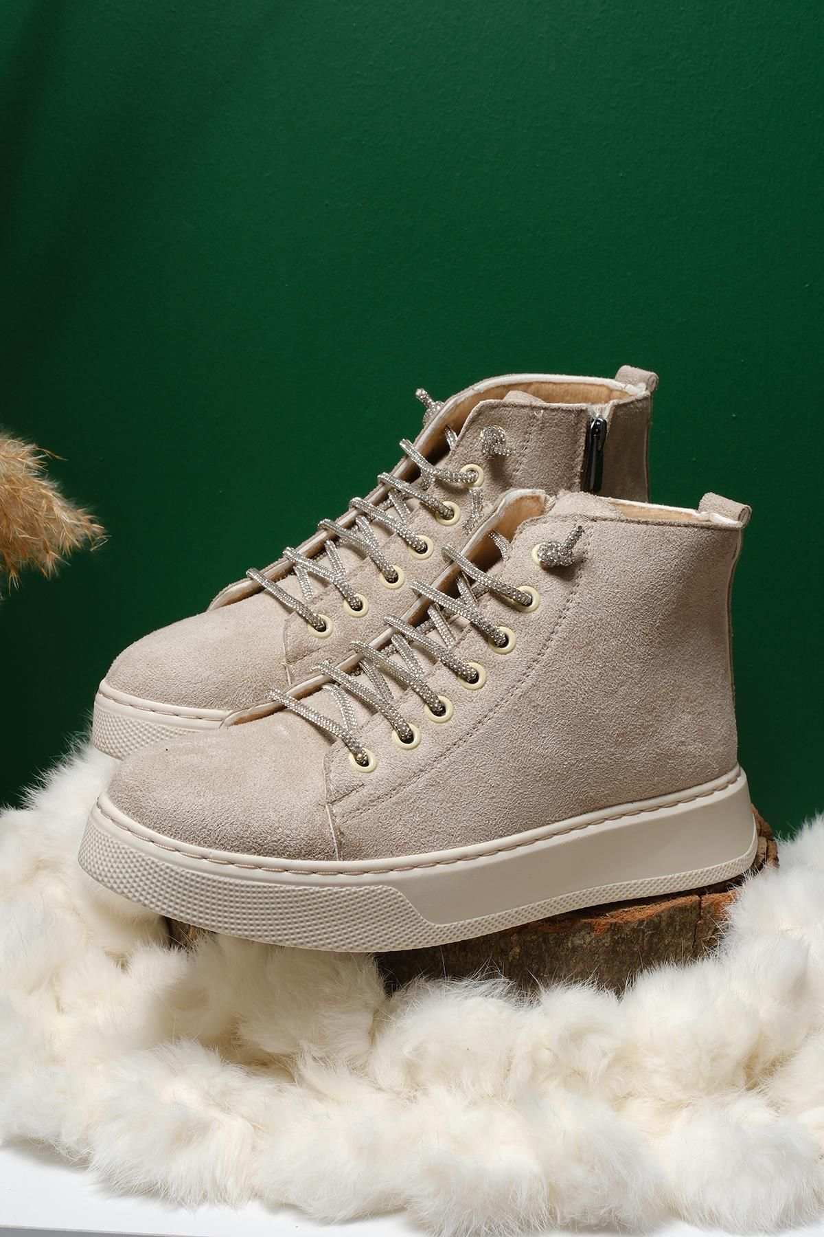 Oksit-Polina Thick Sole Lacing Stone Detailed Women's Sports Boots 2