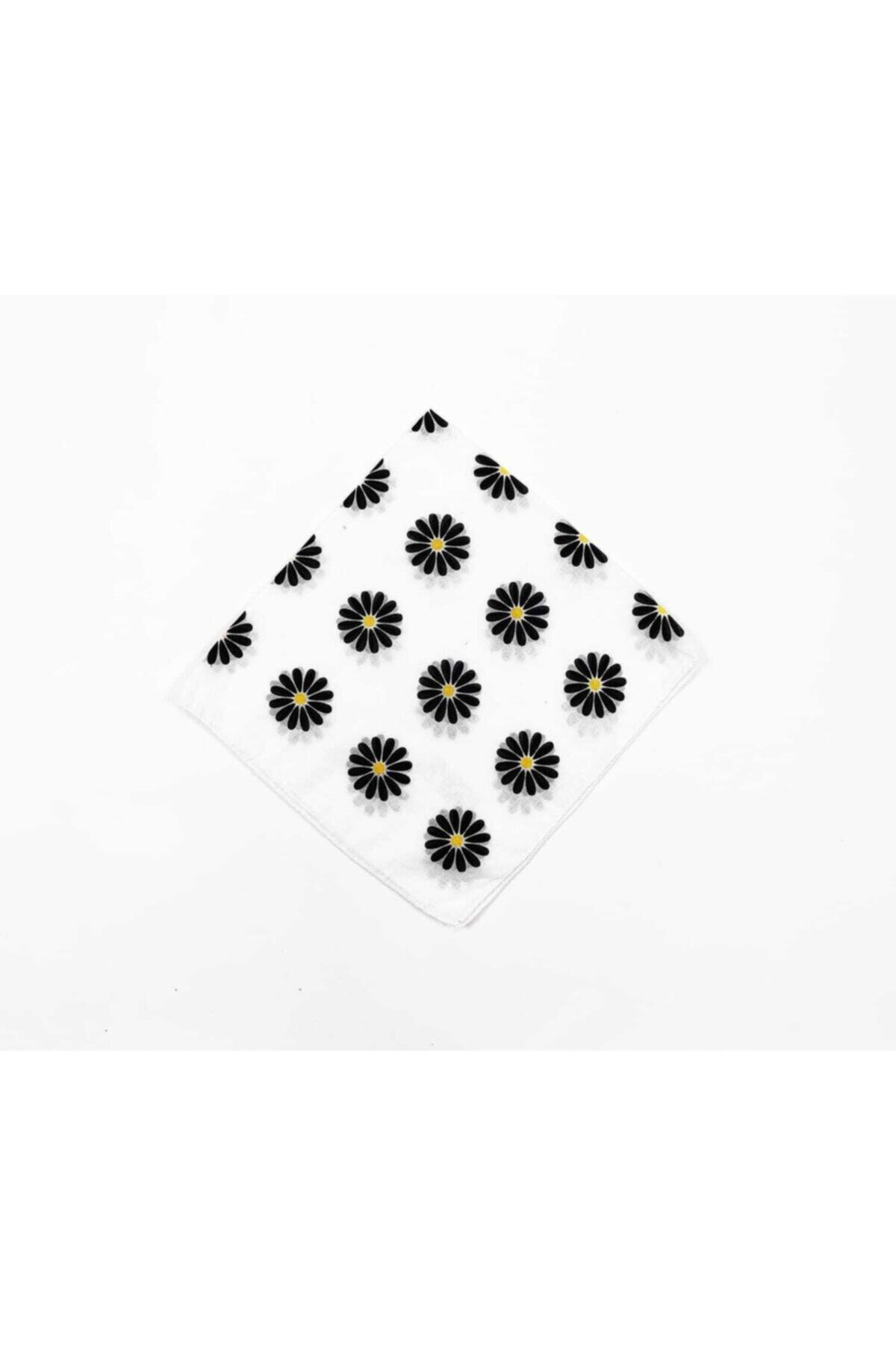 Sepete 4 Ekle 3 Öde Kampanyalı 100% Pamuk Unisex Papatya Desenli Bandana Beyaz (1 ADET FİYATIDIR)