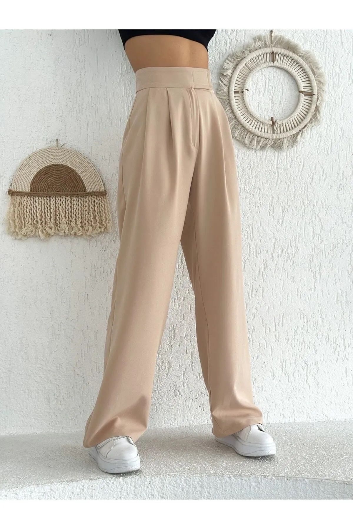 https://cdn.dsmcdn.com/ty1485/product/media/images/prod/QC/20240818/10/96fa5343-59bc-37b3-a334-ae1ee58b7715/1_org_zoom.jpg