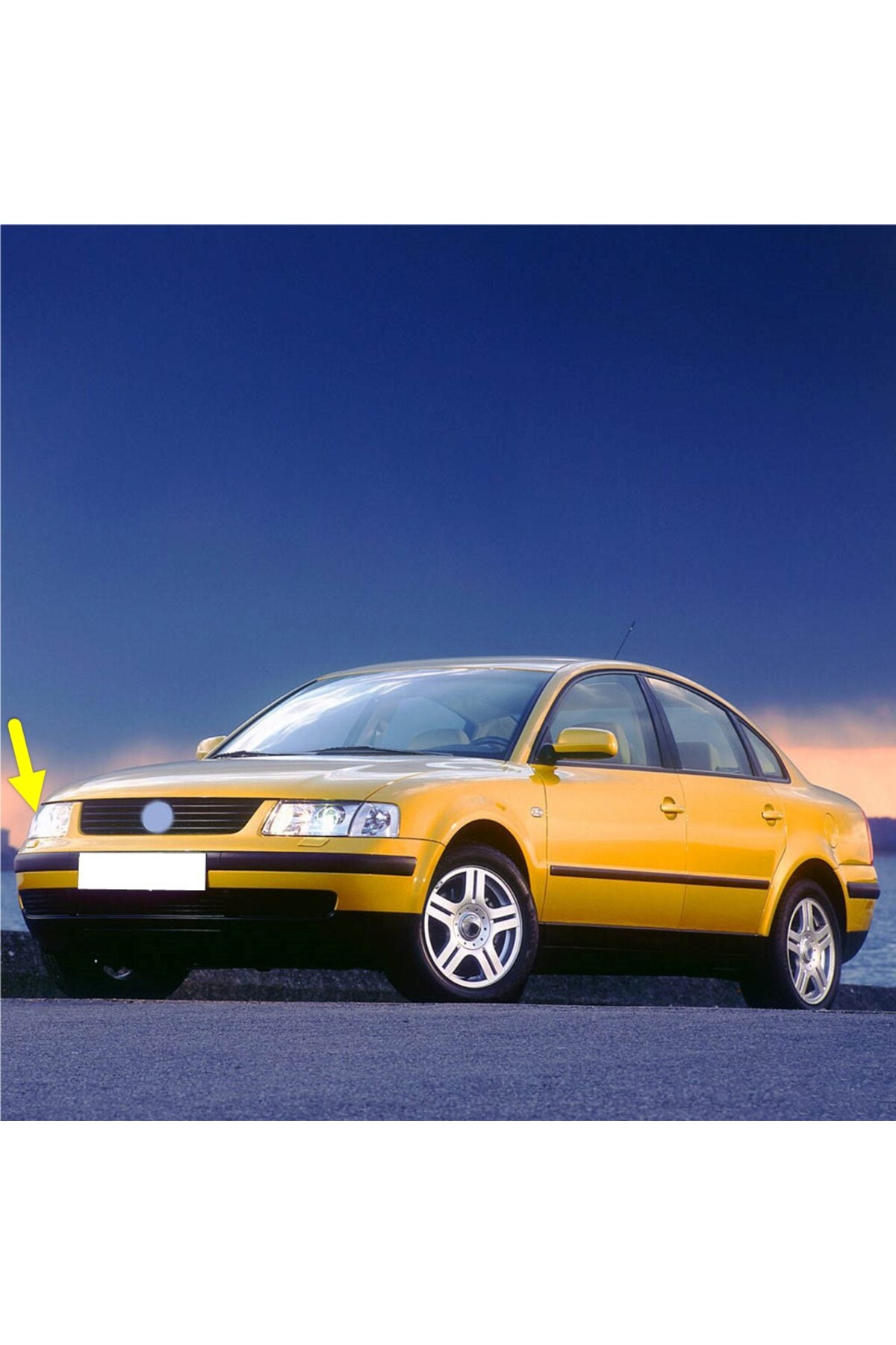 Bisra VW Passat B5 1997-2000 Sağ Ön Sinyal Lambası Şeffaf H.line 3B0953042B