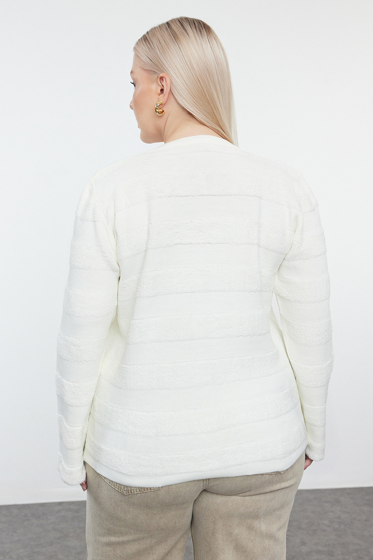 Trendyol Curve-كارديجان تريكو إكرو مقاس كبير - TBBAW25AV00012 5