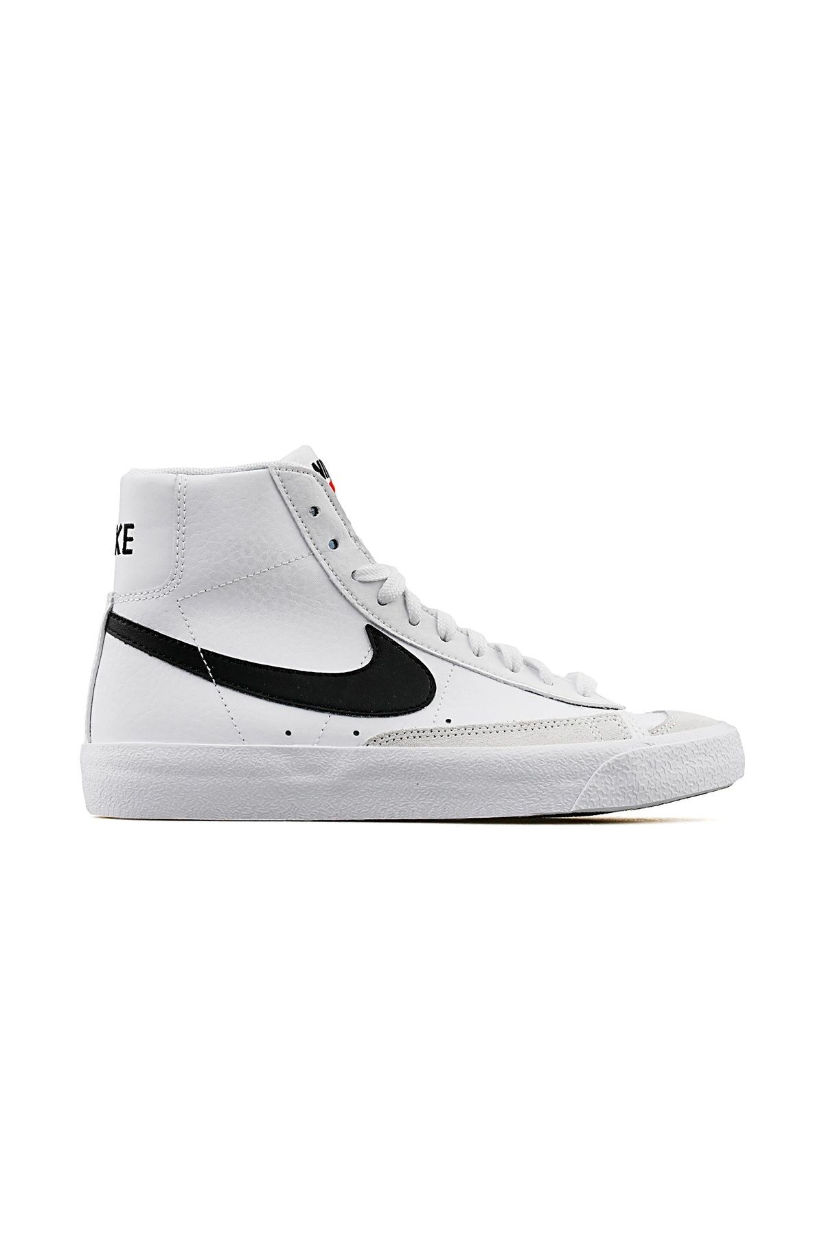 Nike-BlazerMid77 Women's Sneakers - Da4086-100 1