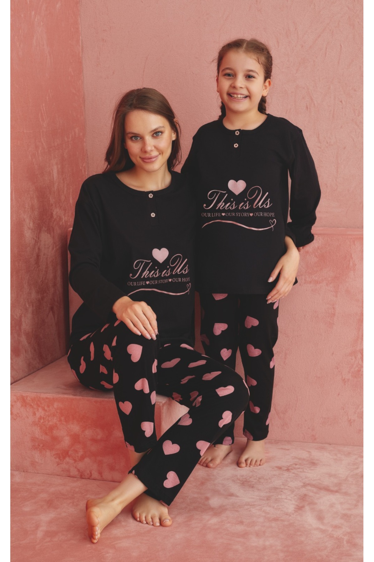 Siyah Kalp Baskılı Desenli Uzun Kollu Örme Pijama Takımı