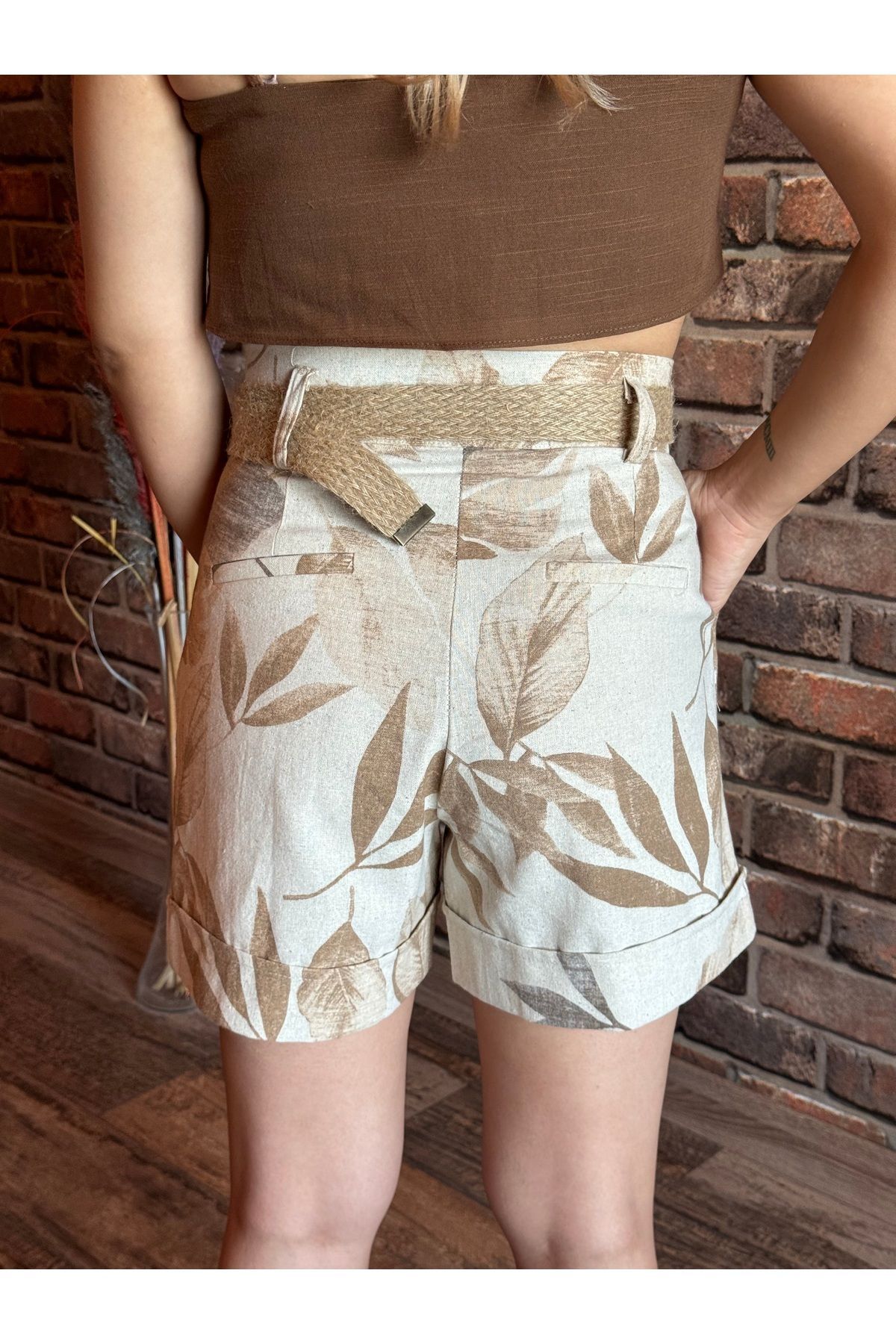 ayriss-Leaf Patterned Linen Shorts with Pockets - Straw Belt 5