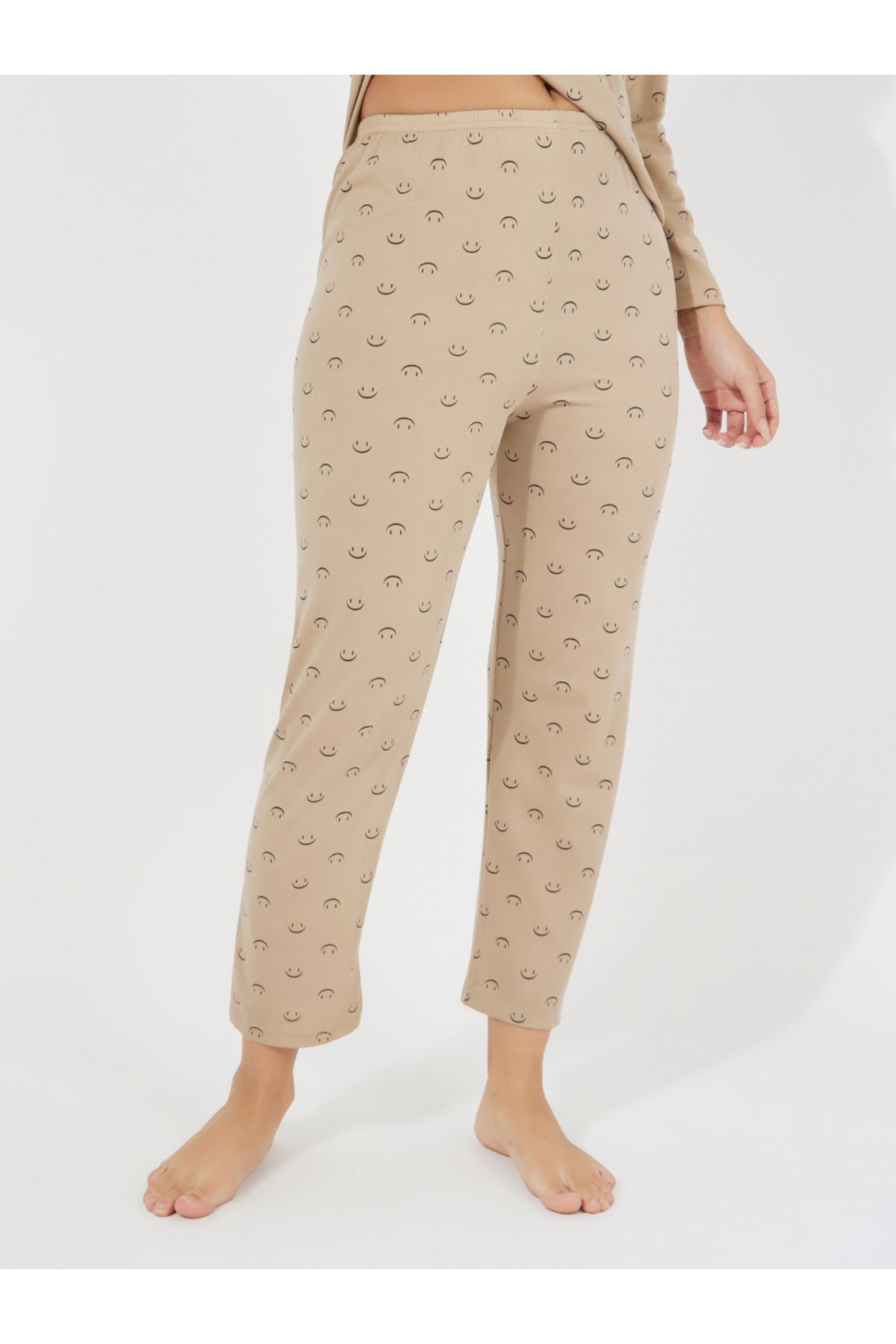 Take Two By Styli-Smile Print Curved Hem Top & Pyjama Set 5