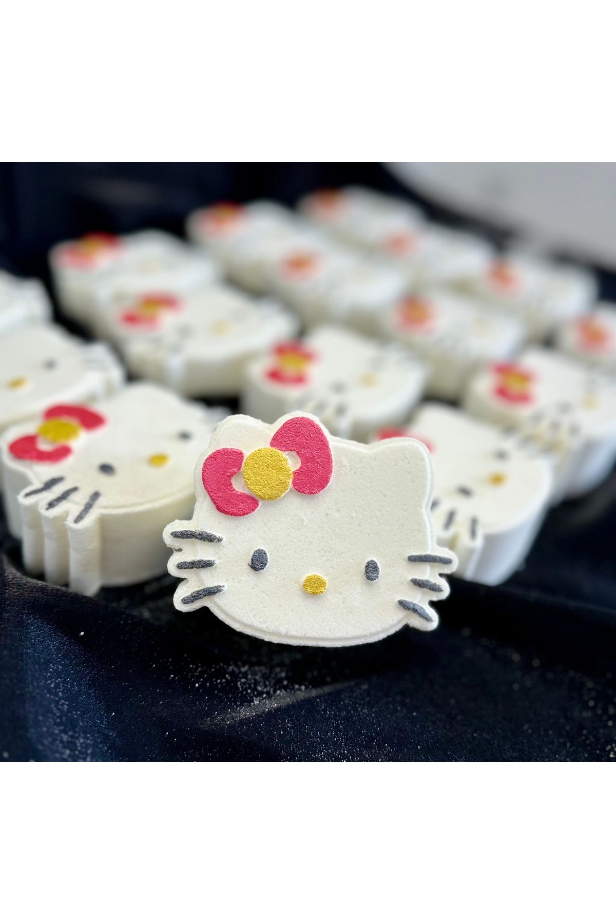 توپ حمام فوم دار Hello Kitty XXL، بمب مرطوب کننده، توپ وان و جکوزی، توپ پدیکور مانیکور star bathbomb starbomb