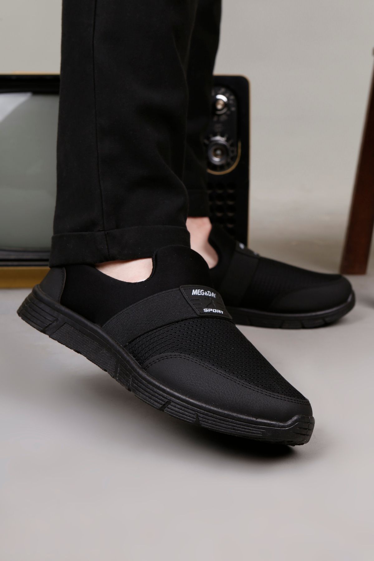 https://cdn.dsmcdn.com/ty1487/product/media/images/prod/QC/20240816/15/86538e07-d952-3dcc-9e78-882a6542f589/1_org_zoom.jpg