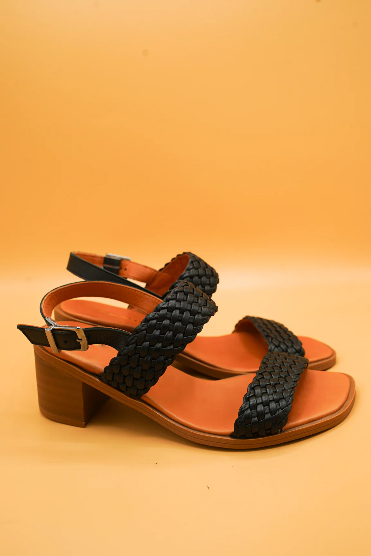 صندل زنانه مشکی CUCA | 460 اورجینال - تصویر 2