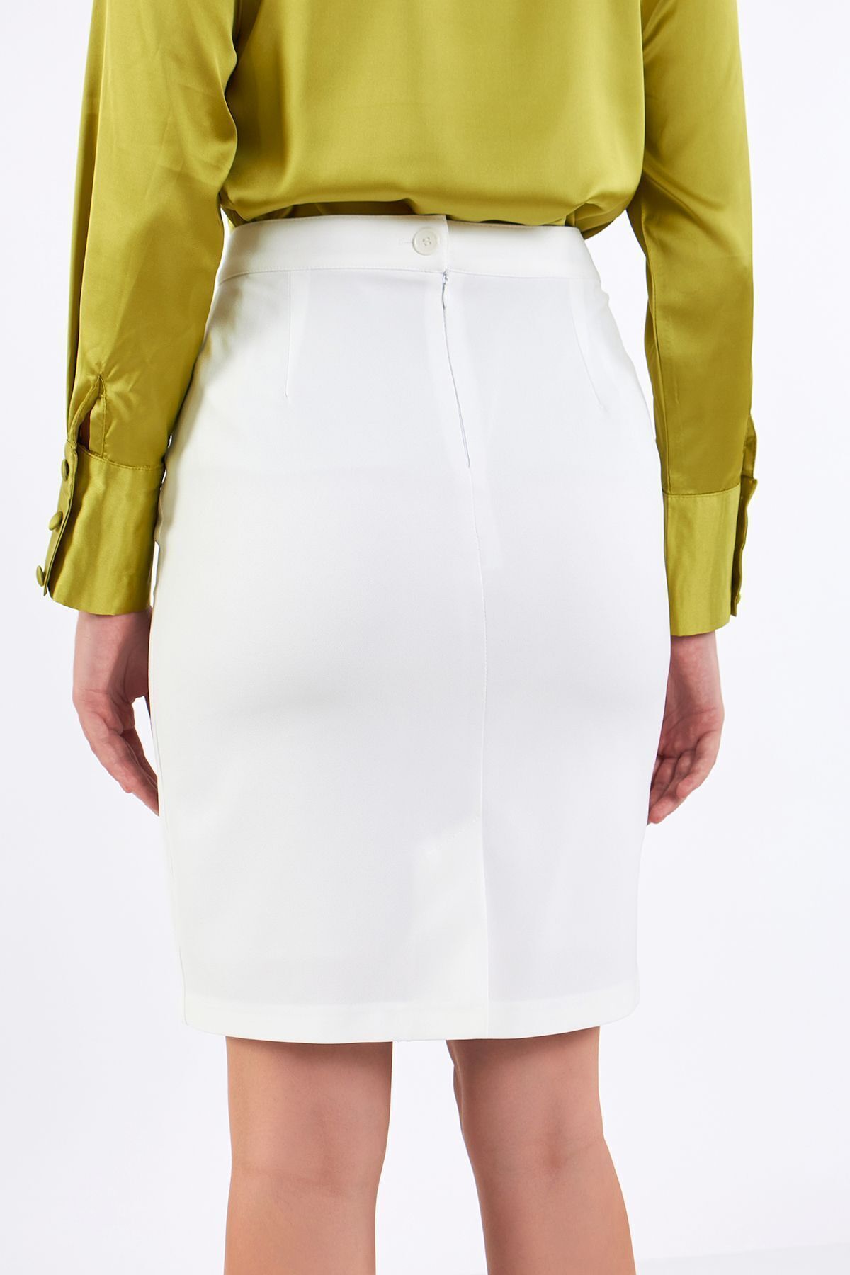 White pencil skirt singapore 2025