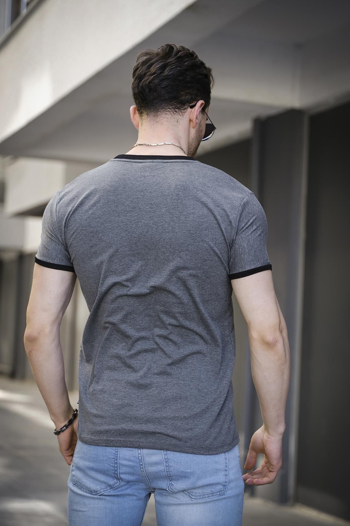 Oksit-Riad Slim Fit Lycra Men's Tshirt with Embroidery Detail and Piping on the Collar 3