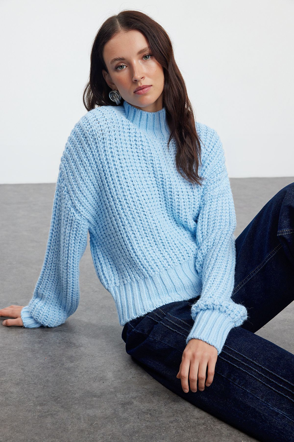 Trendyol Collection Niebieski Sweter O Kroju Dzianinowym – Miękka Tekstura I Grube Dzianinowe Detale Kobieta - L