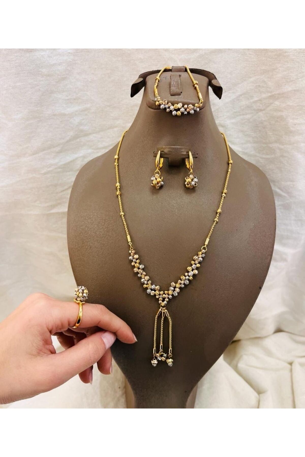 YAKUT GOLD 22 ayar altın kaplama set kolye bileklik küpe yüzük