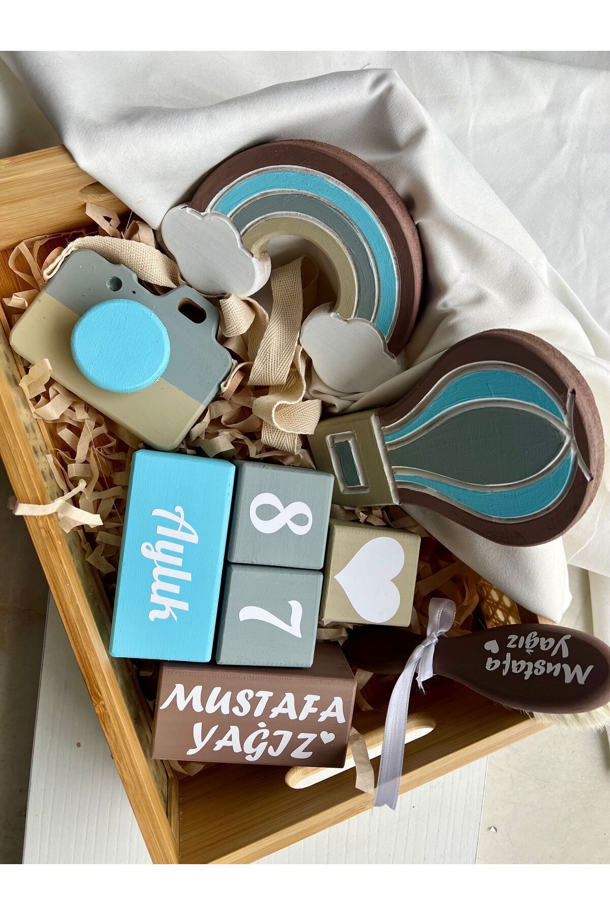Objeli gökkuşağı balon ve fotoğraf makınalı tam set bebek hediyelik ve çekim aksesuarı