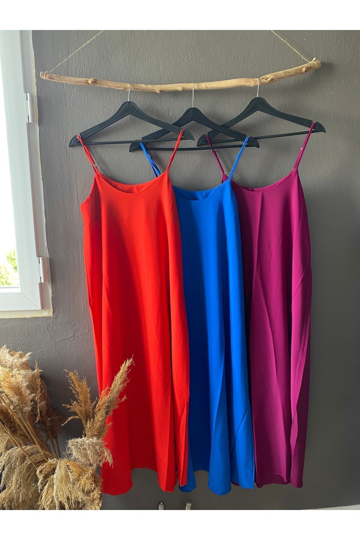 HZL-Maxi Aerobin Cast Dress with Adjustable Straps 2