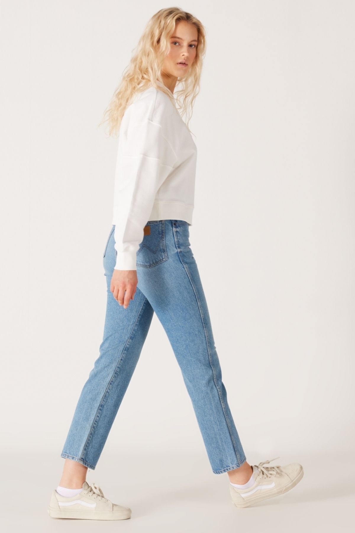 WRANGLER-Dehnbare hellblaue Wild West-Jeans mit hoher Taille – Jeans mit normaler Passform 4