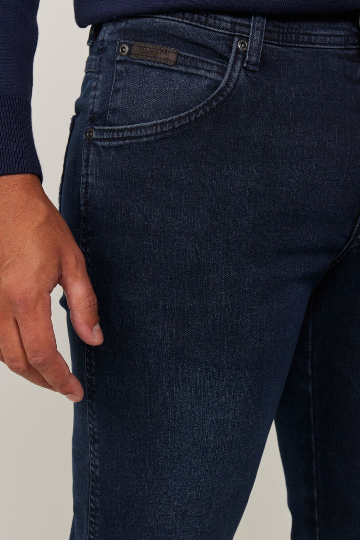 شلوار جین آبی مردانه انعطاف پذیر ، آریزونا مستقیم کمر معمولی Wrangler