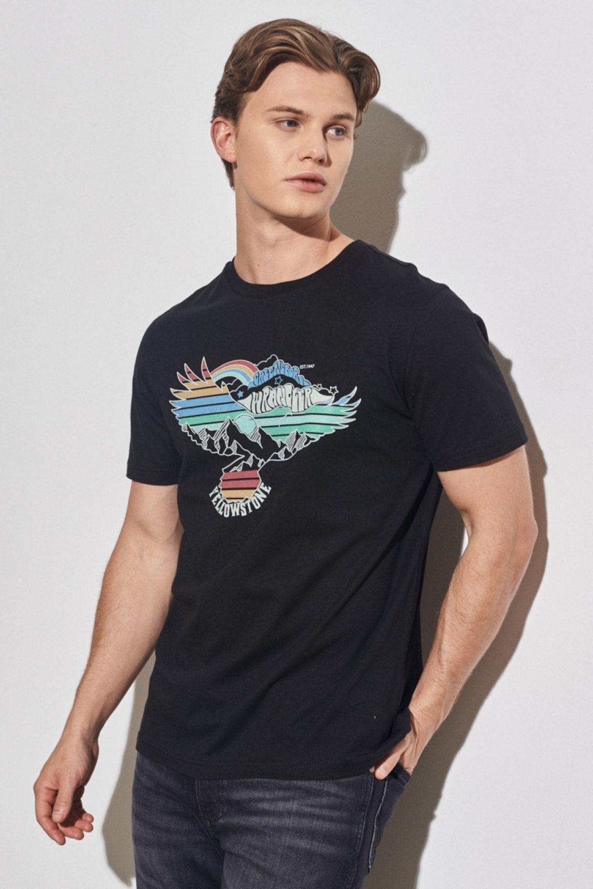 تی شرت مشکی مردانه به طور منظم مناسب گردن دوچرخه برش طبیعی 100 ٪ سیاه پنبه Wrangler