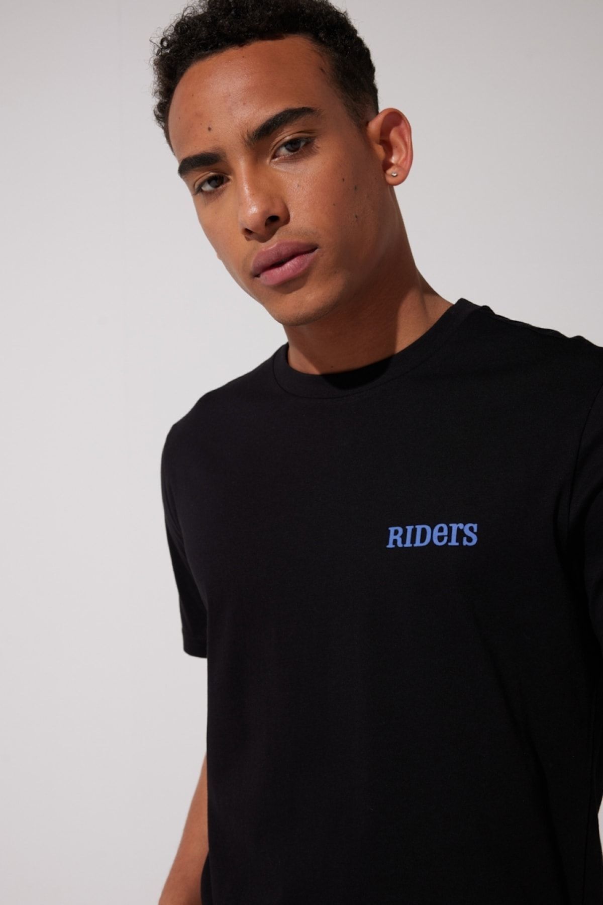 تی شرت سیاه مردانه به طور مرتب 100 ٪ دوچرخه پنبه ای گردن T SHIRT Riders by Lee