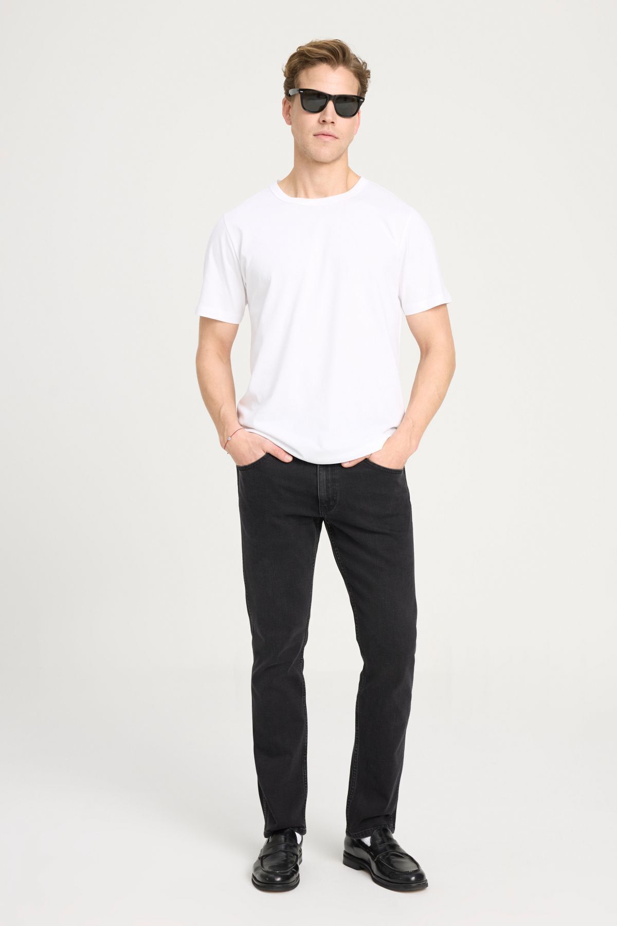 WRANGLER-Ecru T-shirt z okrągłym dekoltem, 100% bawełny, regularny krój 3