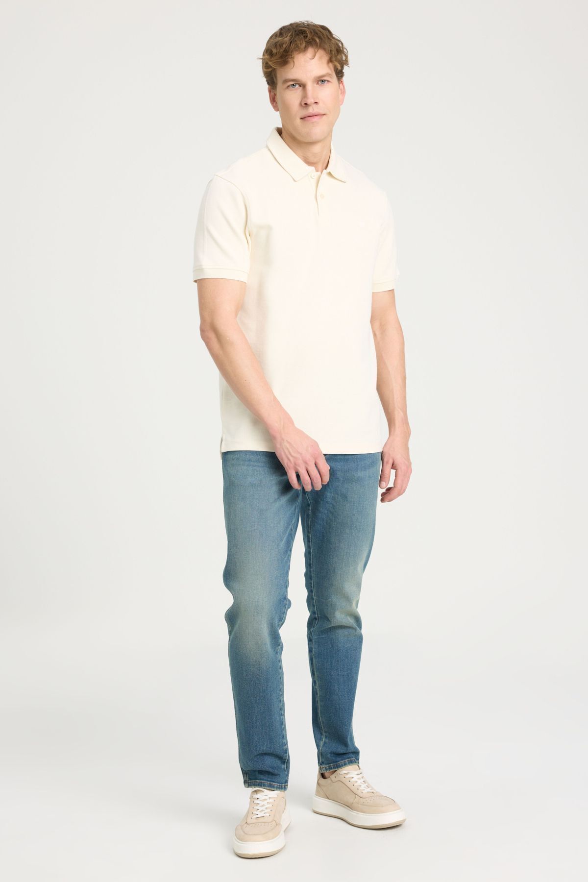 تی شرت یقه پولو مردانه به طور منظم مناسب برش طبیعی ecru ollo ollar t shirt Wrangler