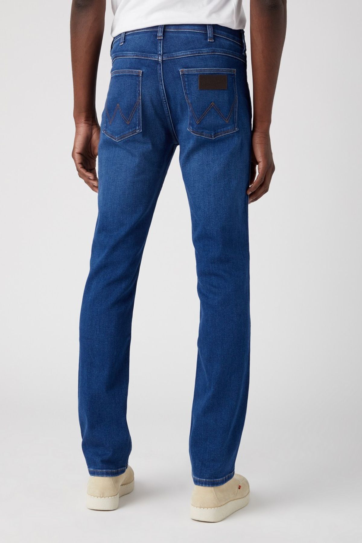 شلوار جین آبی مردانه Greensboro به طور منظم مناسب برش نرم کمر کم صاف و انعطاف پذیر Wrangler