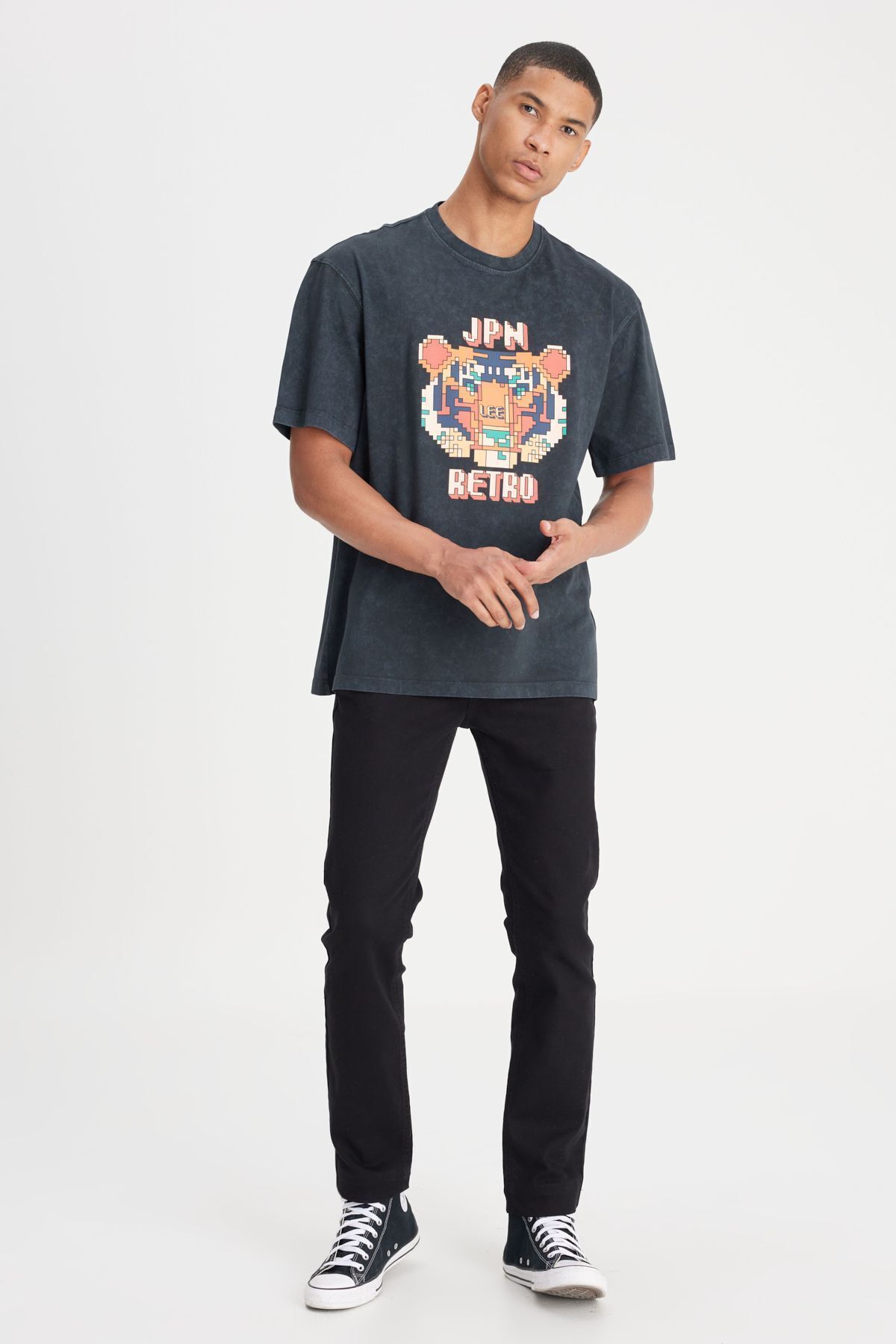 تی شرت خاکستری مردانه یقه دوچرخه برش راحت و 100 ٪ پنبه آنتراسیت t shirt Lee