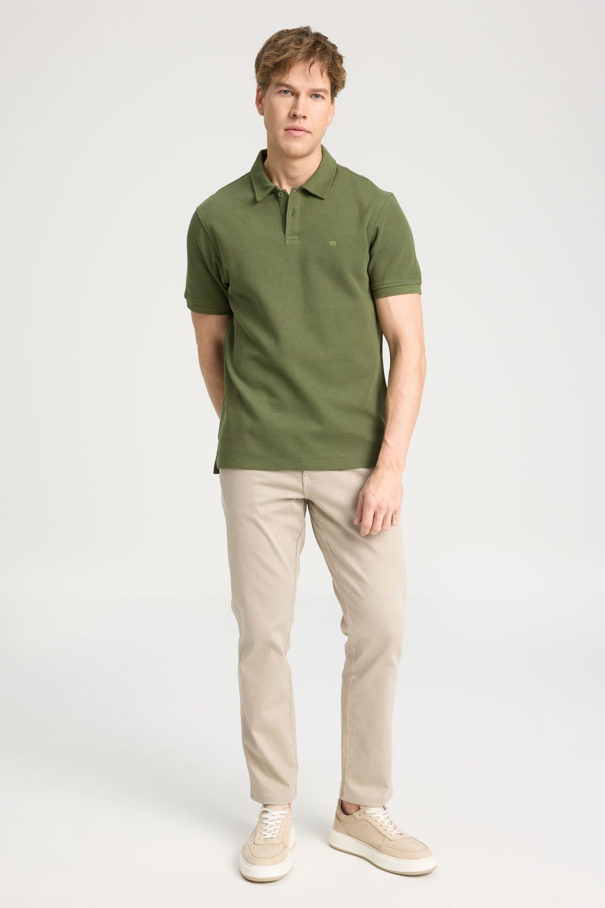 تی شرت یقه پولو سبز مردانه به طور منظم مناسب برش طبیعی زیتون چوگان yaka t shirt Wrangler