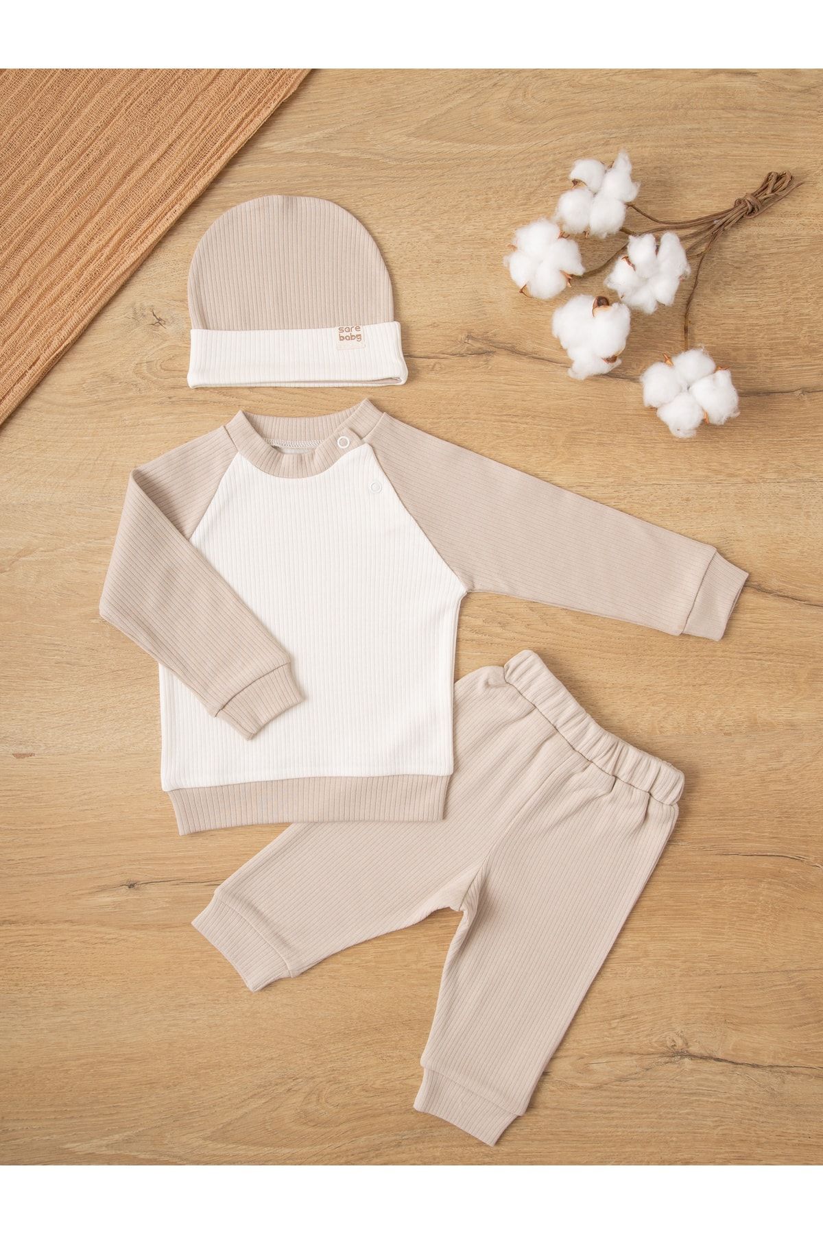 Sarebaby Konfor Serisi Unisex Bebek Takımı 3'lü Set Ekstra Yumuşak %100 Pamuk Özel Fitilli Kumaş fotoğrafı 4 (önizleme)