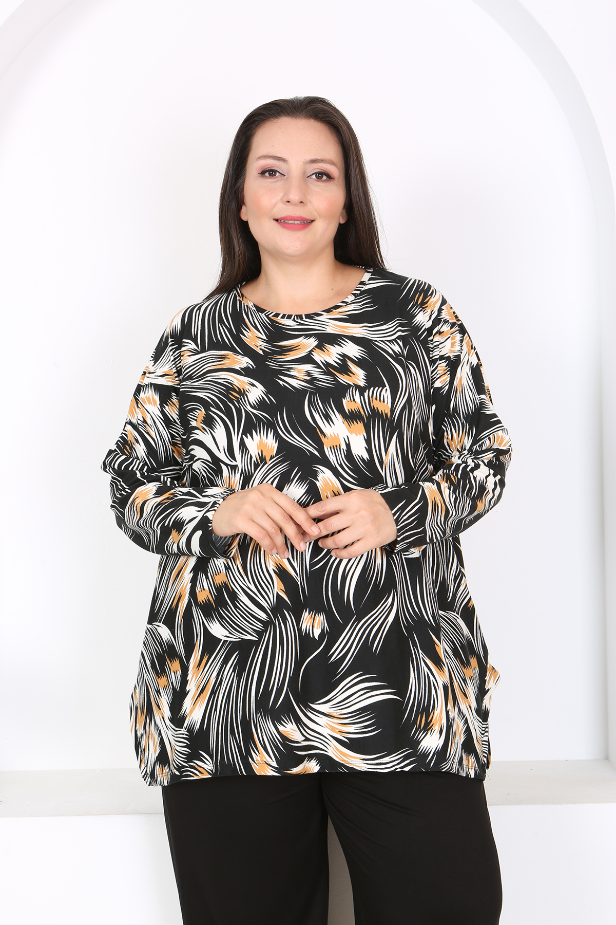 XL Modam XLMODAM KADIN BÜYÜK BEDEN UZUN KOL SİYAH DESENLİ LİKRALI TUNİK