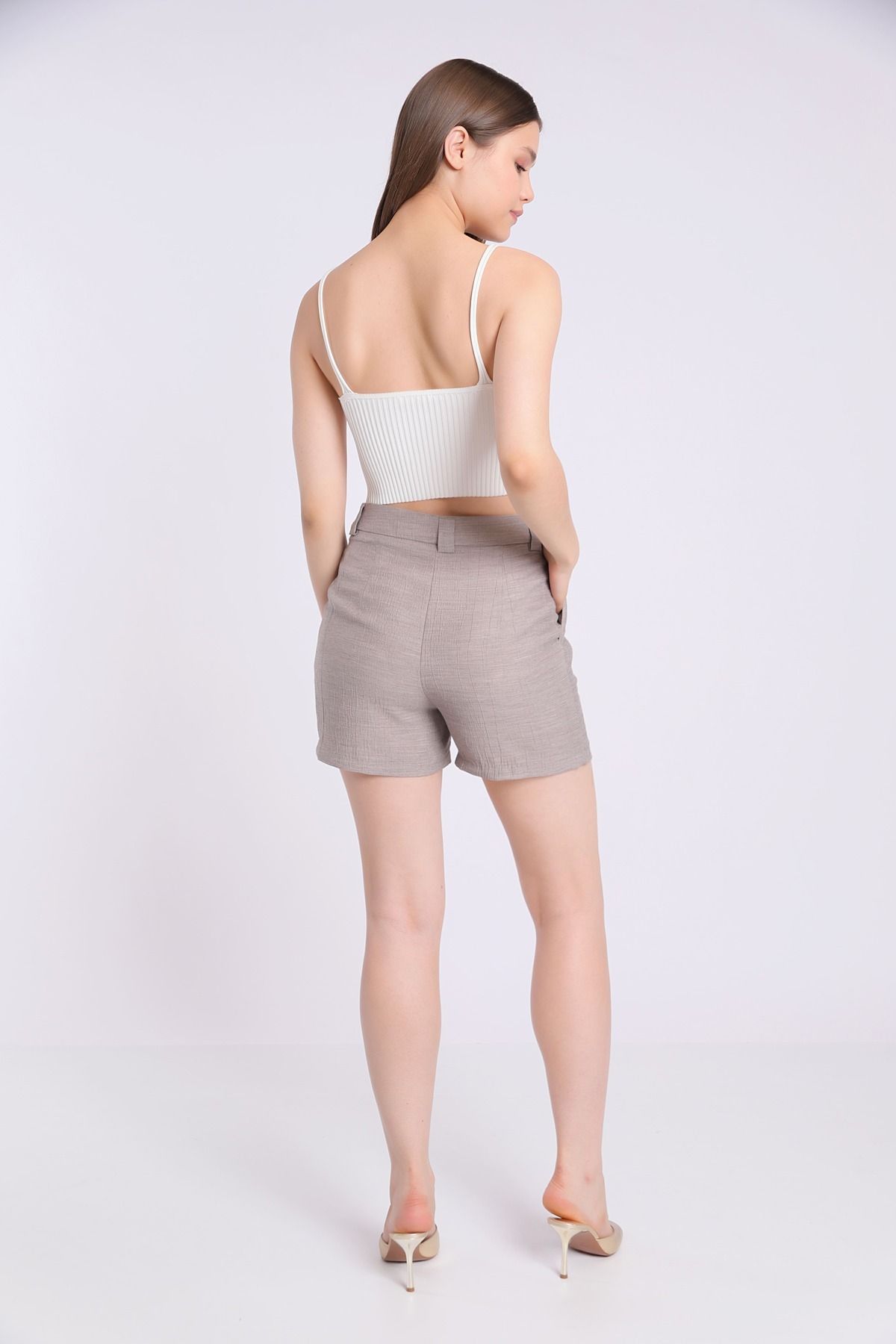 Yake-Double Pleated Button Detailed Short Shorts 5