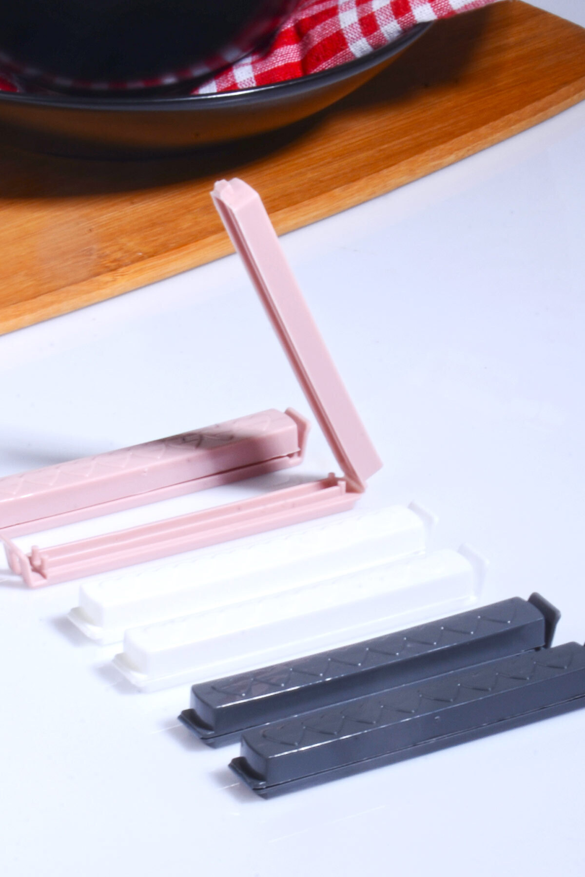 12 Bag Sealer Clips Packaging and Bag Sealing Apparatus Bag Clip 12 pcs