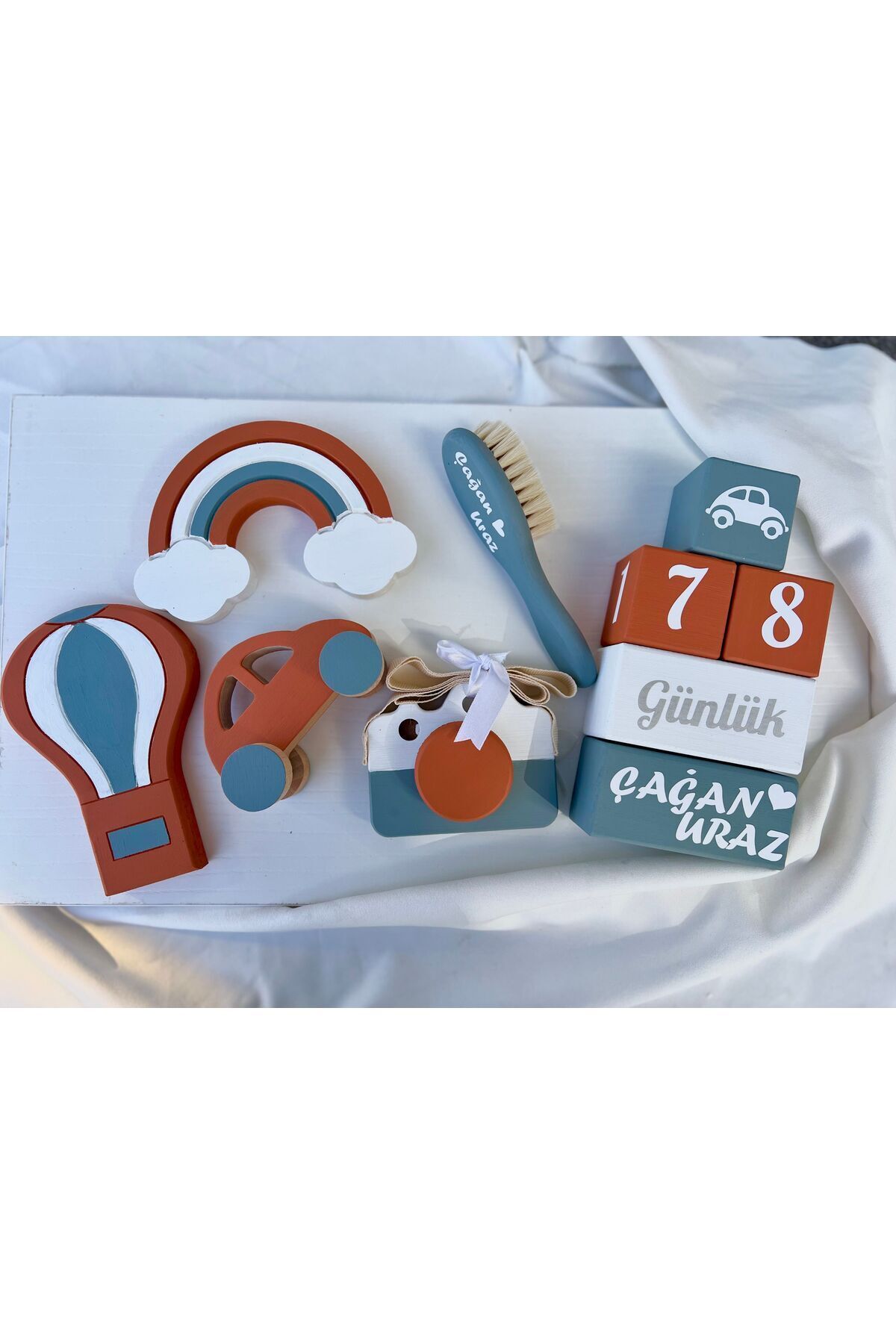 Turuncu gri objeli set