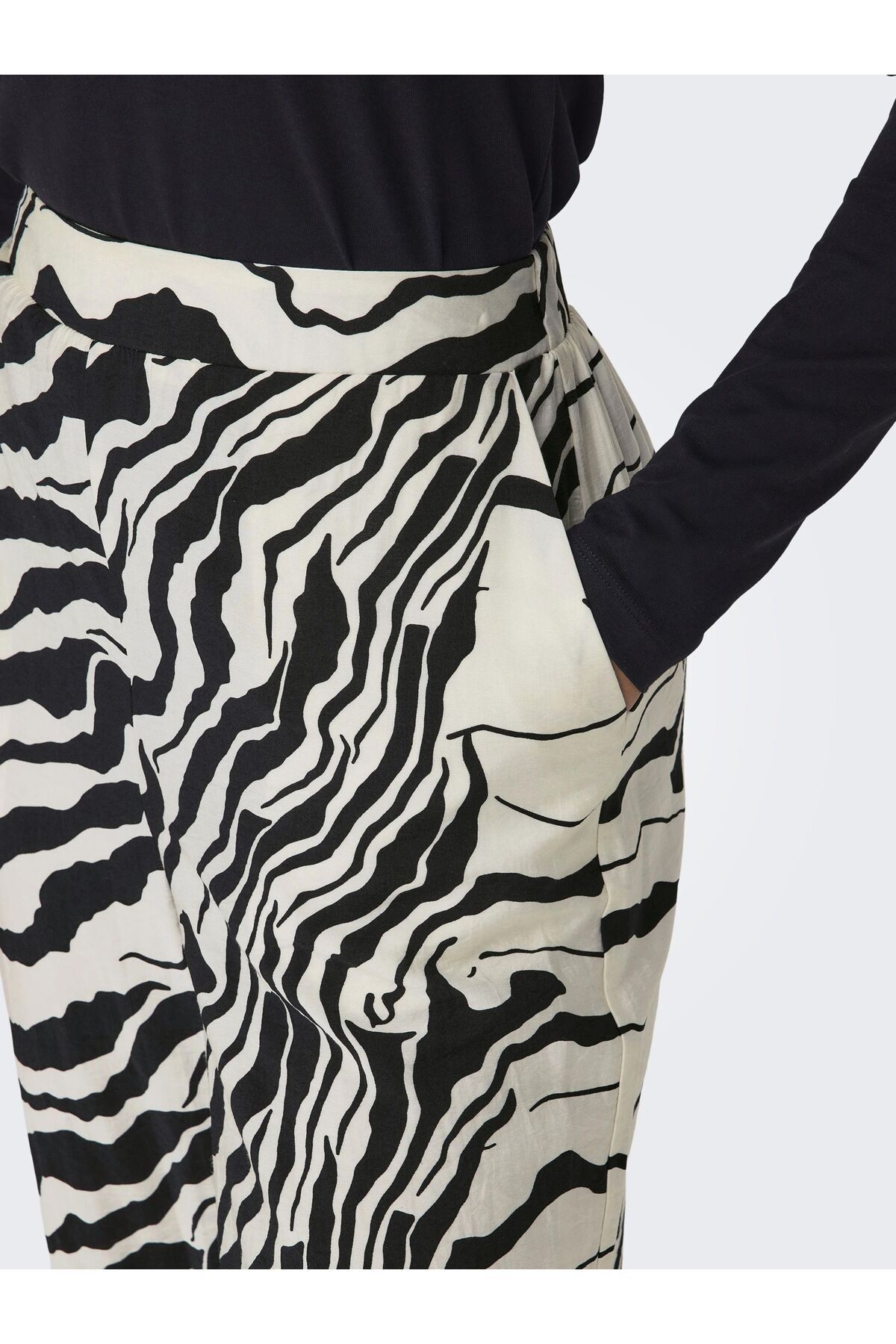 ONLY-Hortum ONLCILLE Hohe Taille Normal Geschnitten Hortum 6