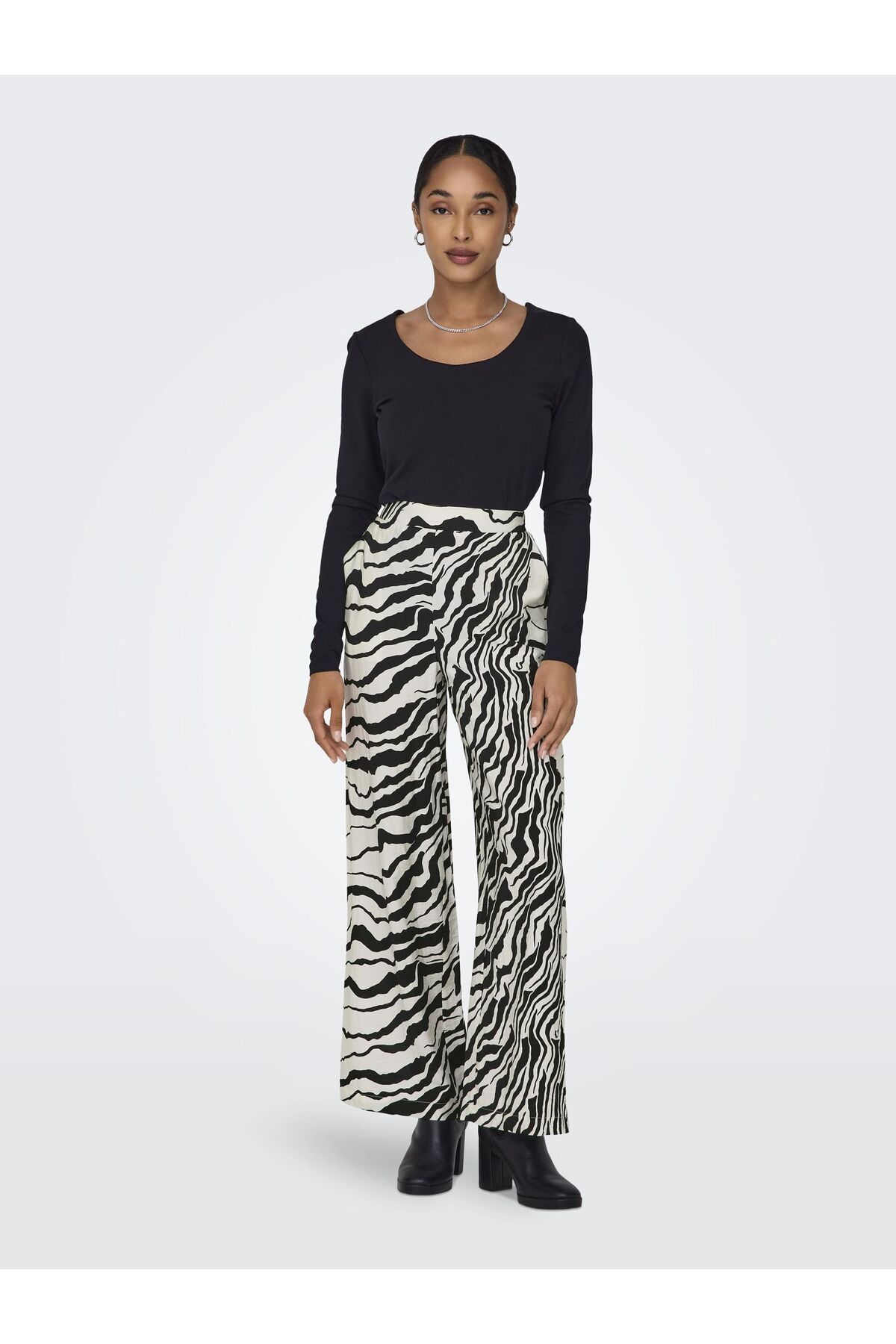 ONLY-Hortum ONLCILLE Hohe Taille Normal Geschnitten Hortum 5