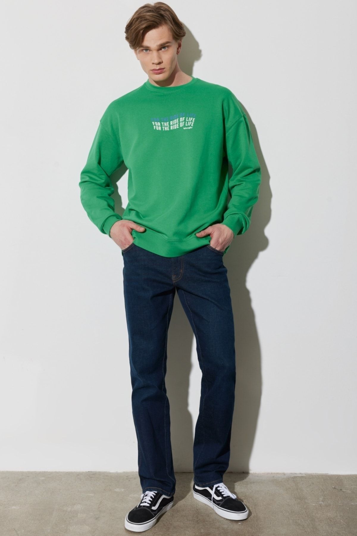 سویشرت سبز مردانه به طور منظم مناسب گردن دوچرخه برش طبیعی 100 ٪ پنبه Wrangler