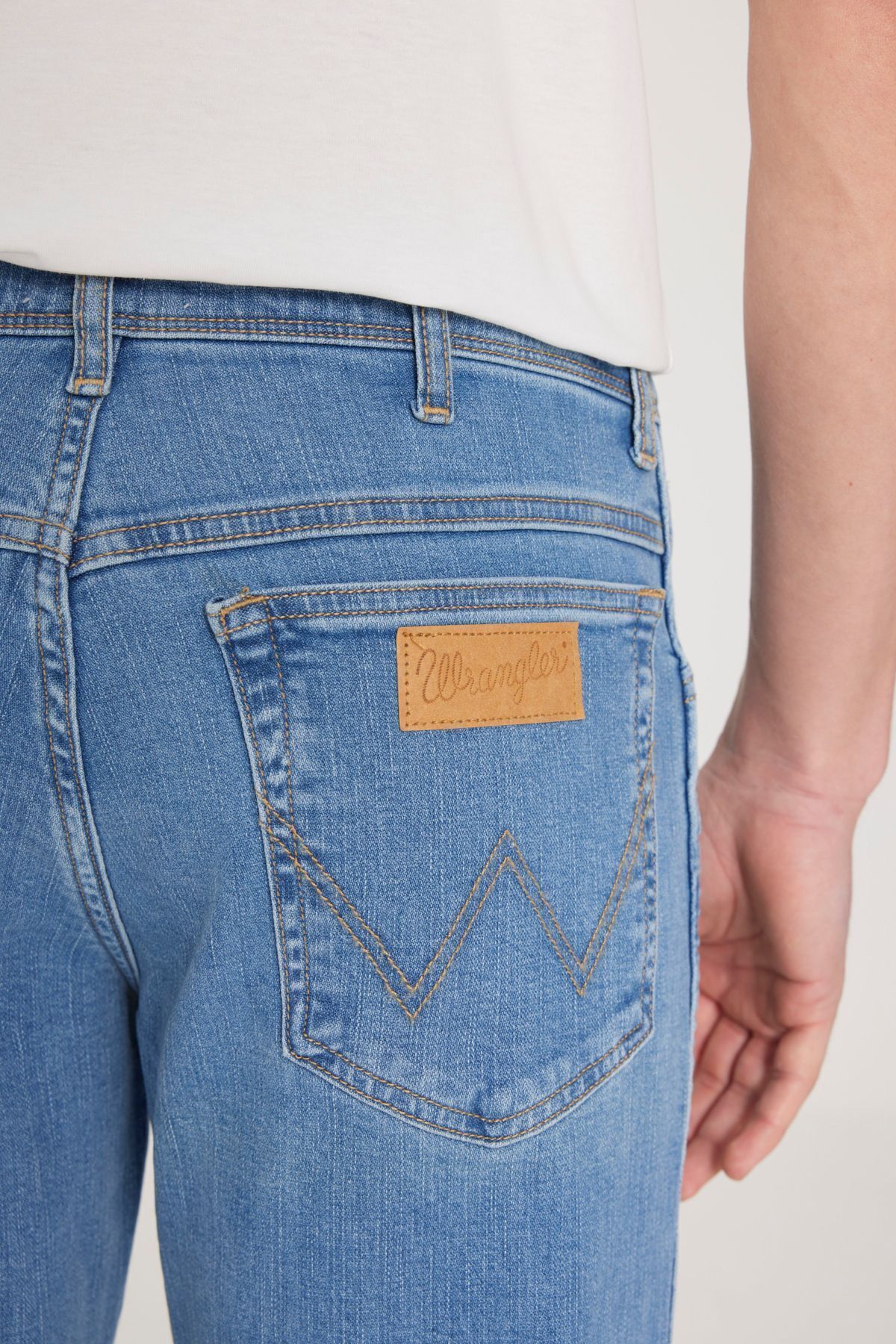 شلوار جین طلایی مردانه تگزاس مستقیم انعطاف پذیر کمر طبیعی مناسب Wrangler