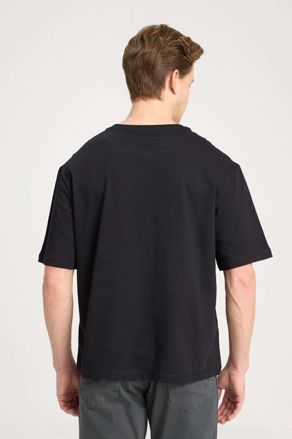 تی شرت مشکی مردانه به طور منظم مناسب گردن دوچرخه کلاس طبیعی 100 ٪ پنبه T shirt Wrangler