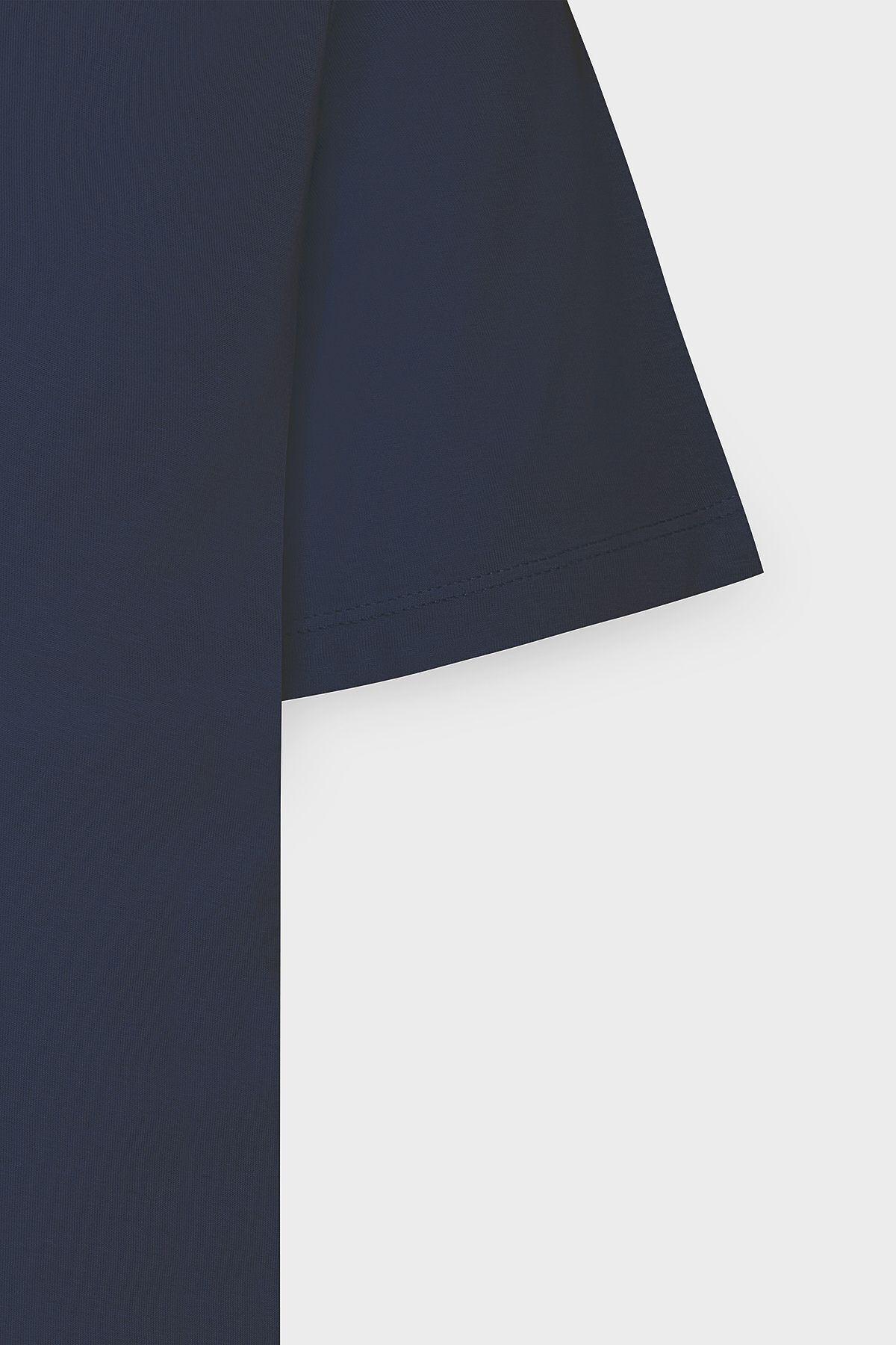 Erkek Lacivert %100 Pamuk Slim Fit Dar Kesim Bisiklet Yaka Basic Tişört