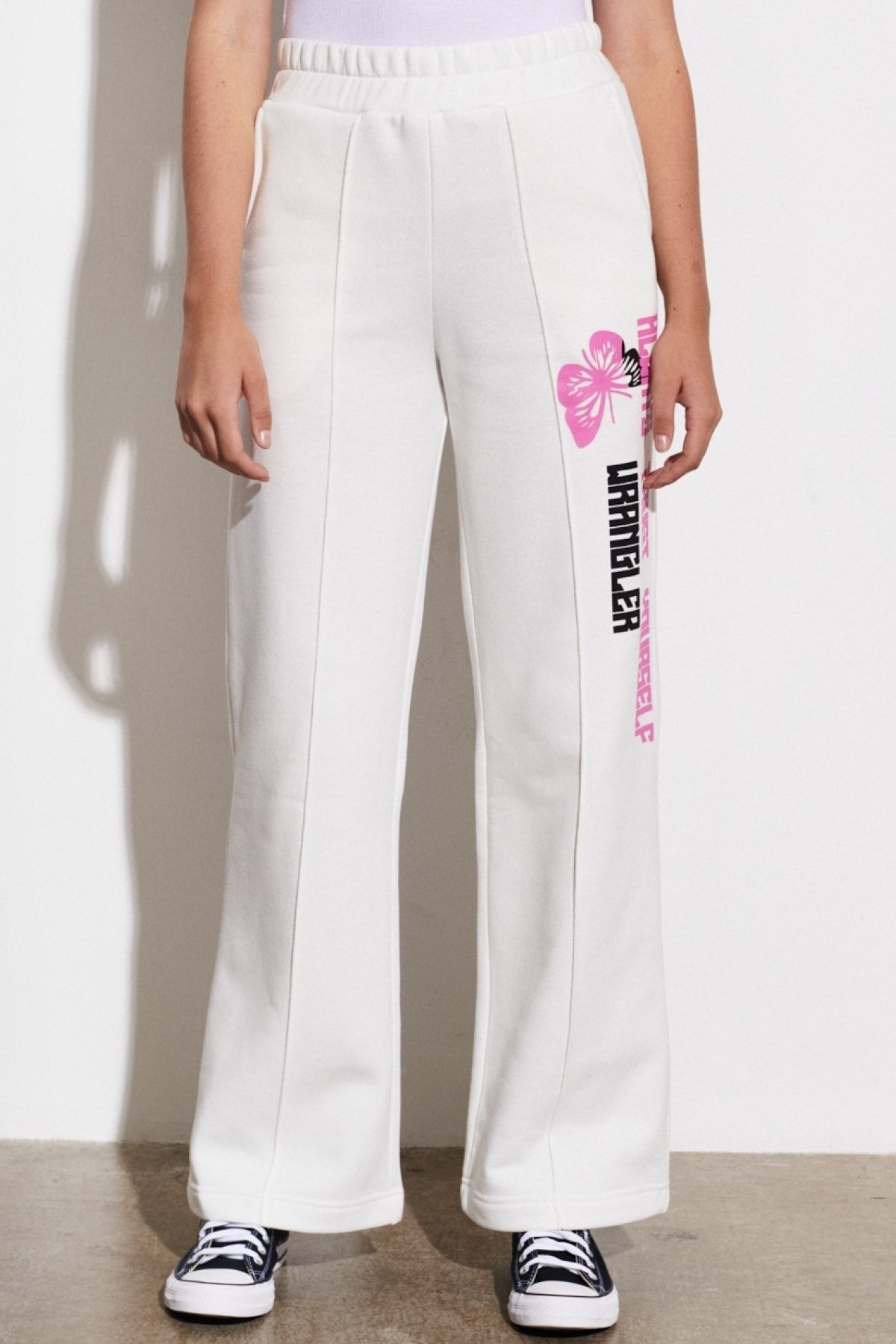Wrangler High Waist Fleece 100 Cotton Wide Leg Women s Sweatpants Off White Trendyol