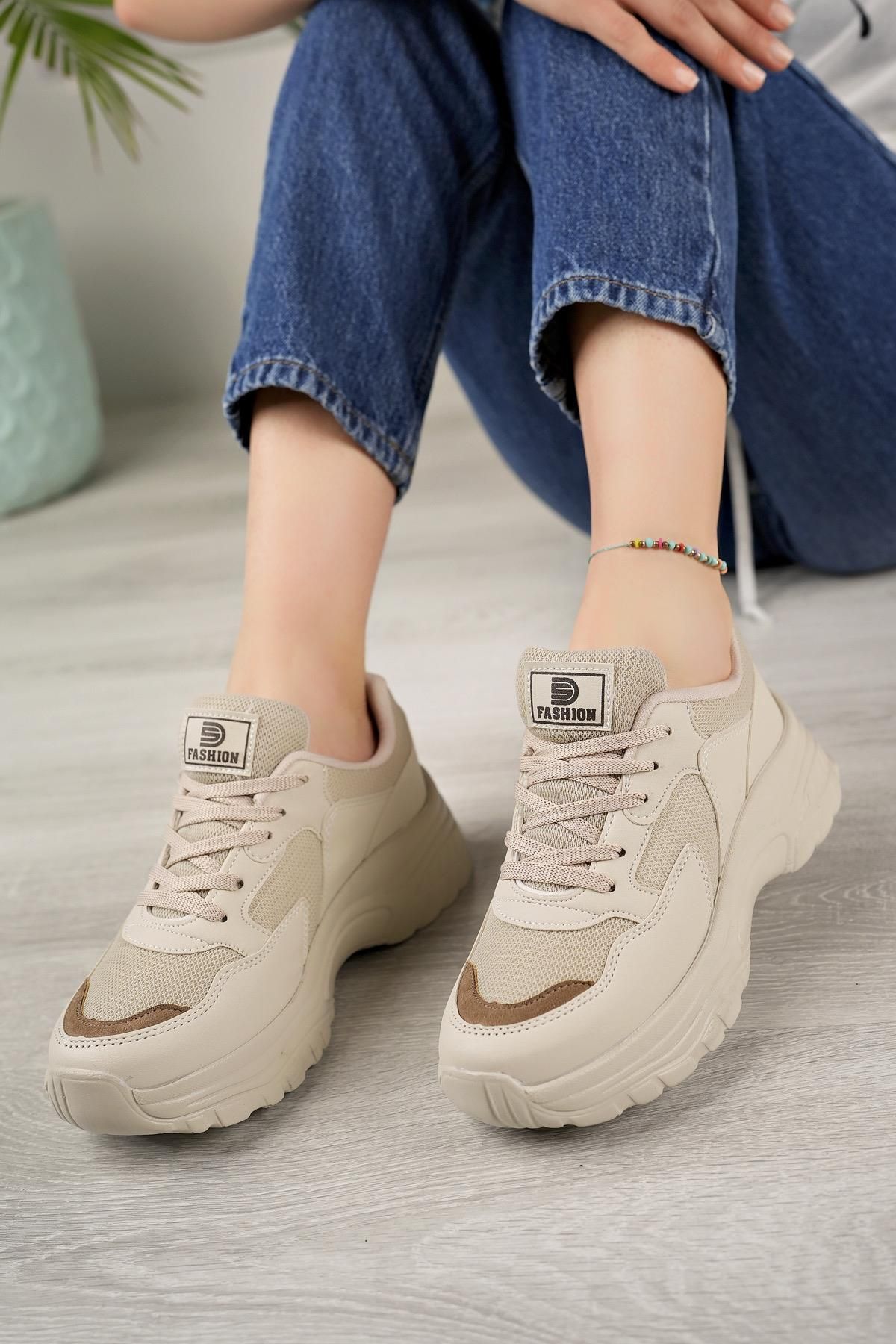 la femme na pas de lacets triko femme sneaker
