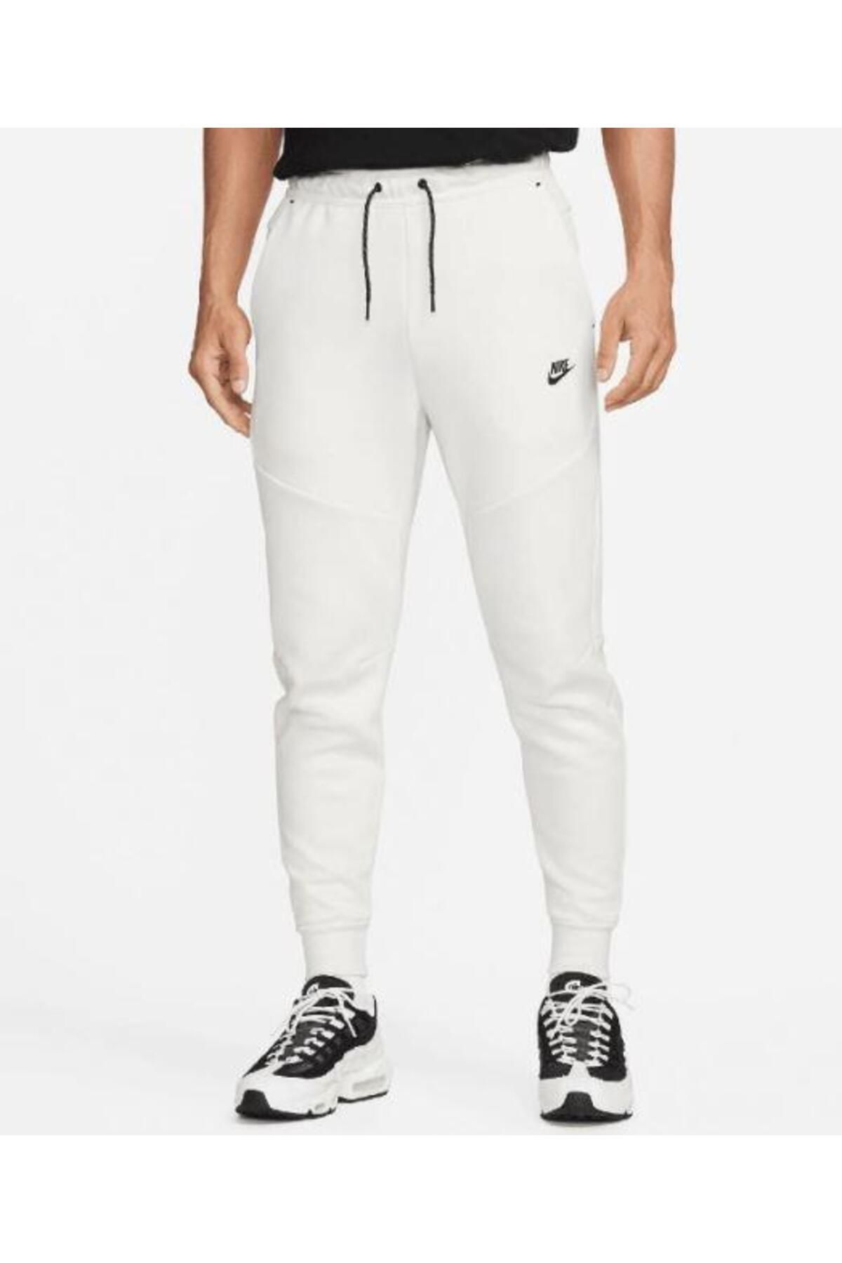 Nike M Nsw Tch Flc Jggr erkek e ofman alt Fiyat Yorumlar Trendyol