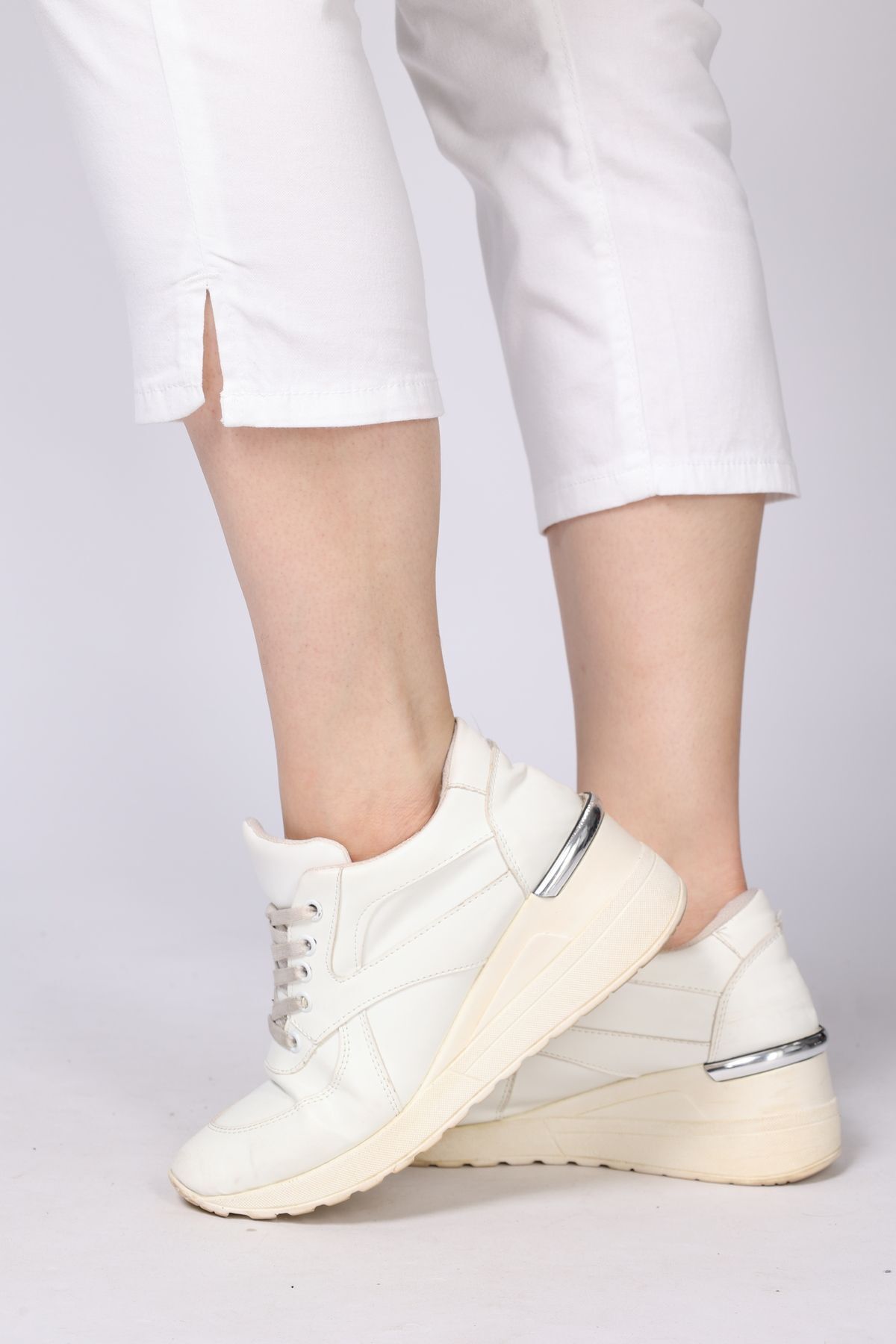 Era Lisa-Large Size Lycra Linen Capri 4