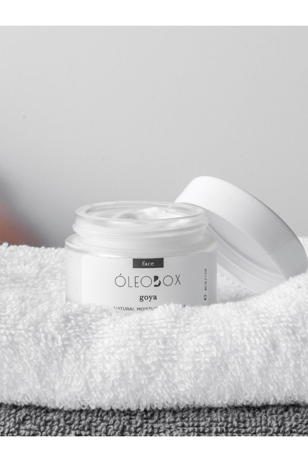 Oleobox-Goya with Hyaluronic Acid and Black Oat Extract - 30 ml Moisturizing Cream 2