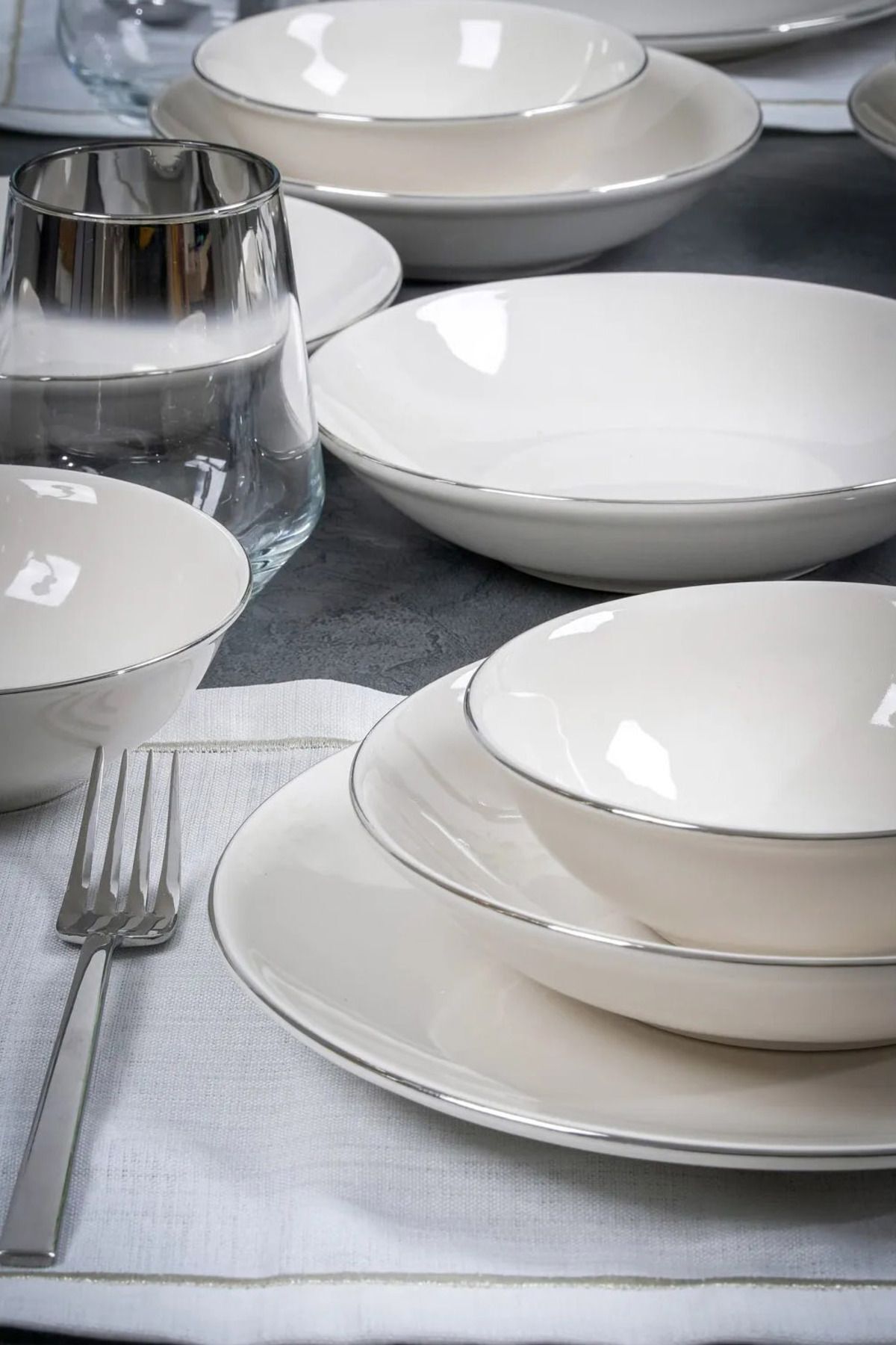 Heda Porselen Hayal Platin Yaldız 18 Parça 6 Kişilik Porselen Yemek Takımı