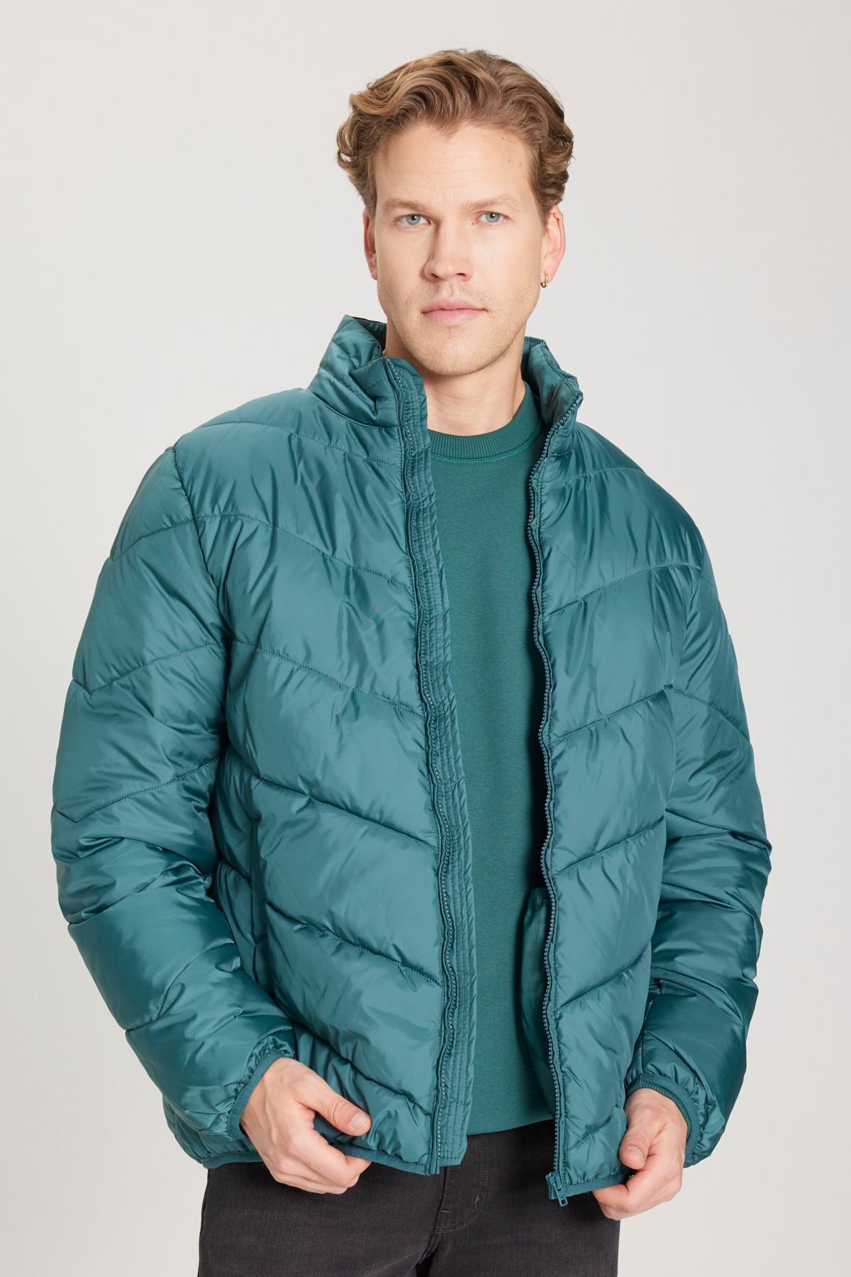 کاپشن سبز مردانه ژاکت پفکر Mont W40YWAG61 Wrangler