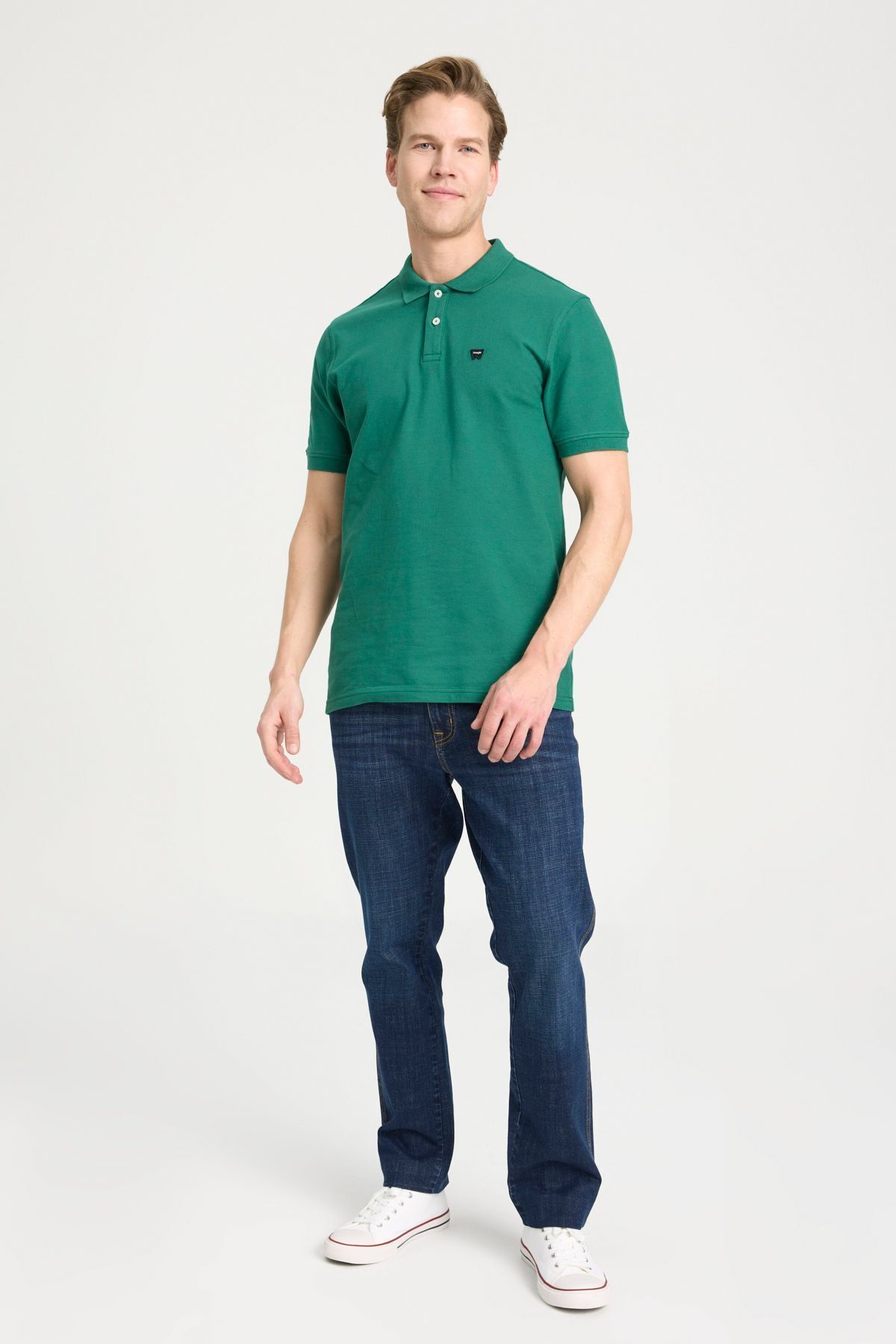 WRANGLER-Regular Fit Normal geschnittenes Polo-Kragen-T-Shirt in Grün aus 100 % Baumwolle 3